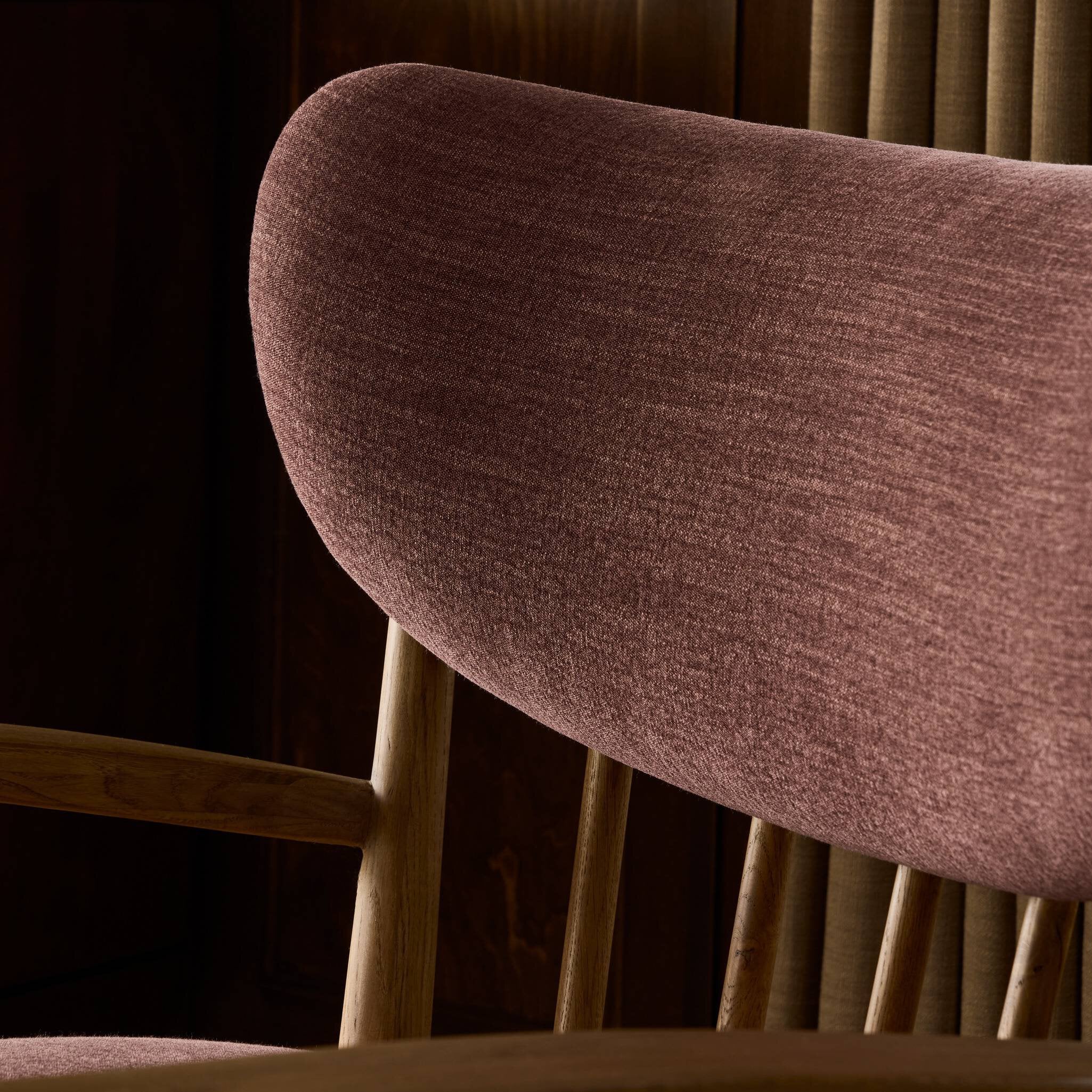 Marcelo Chair