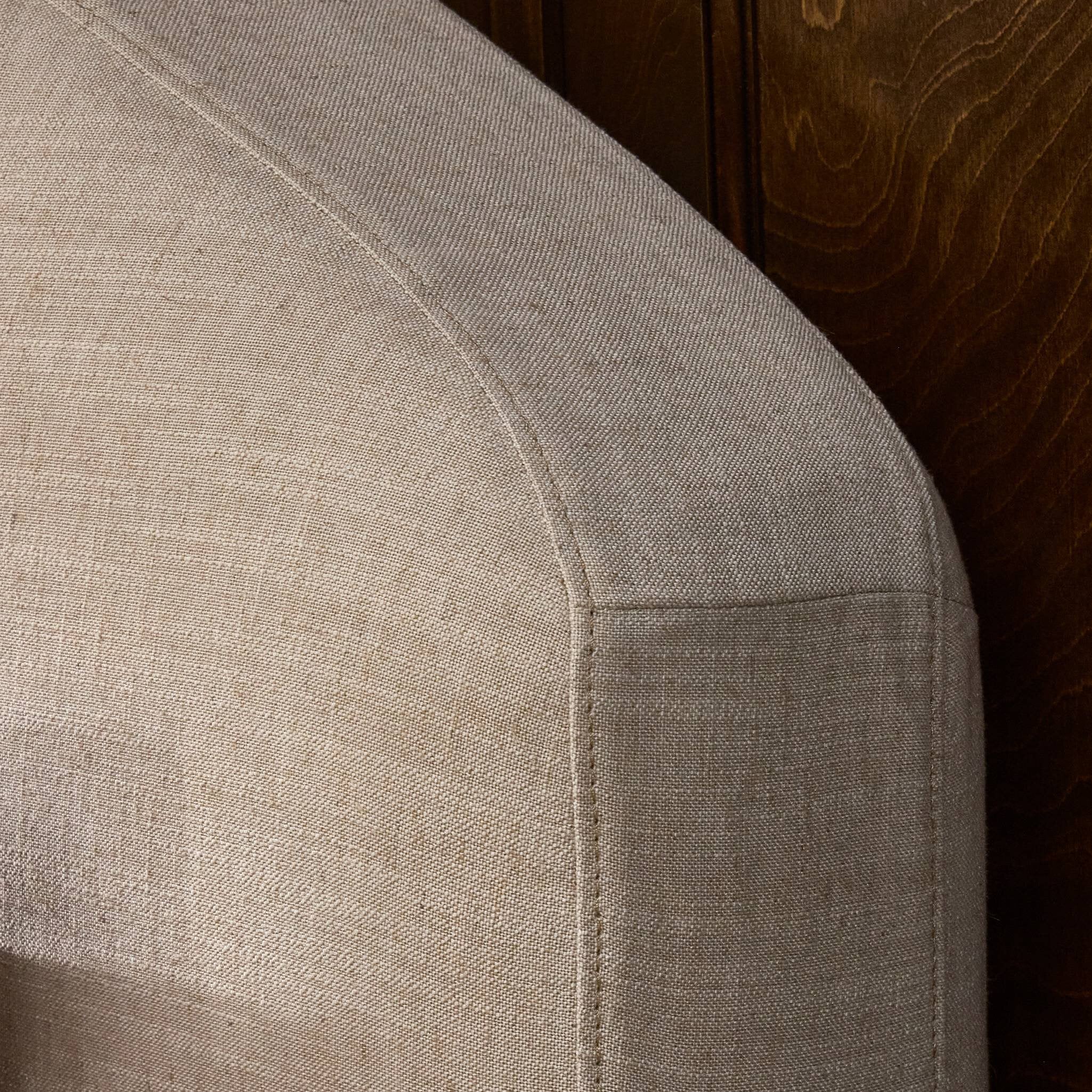 Oasden Slipcover Bed
