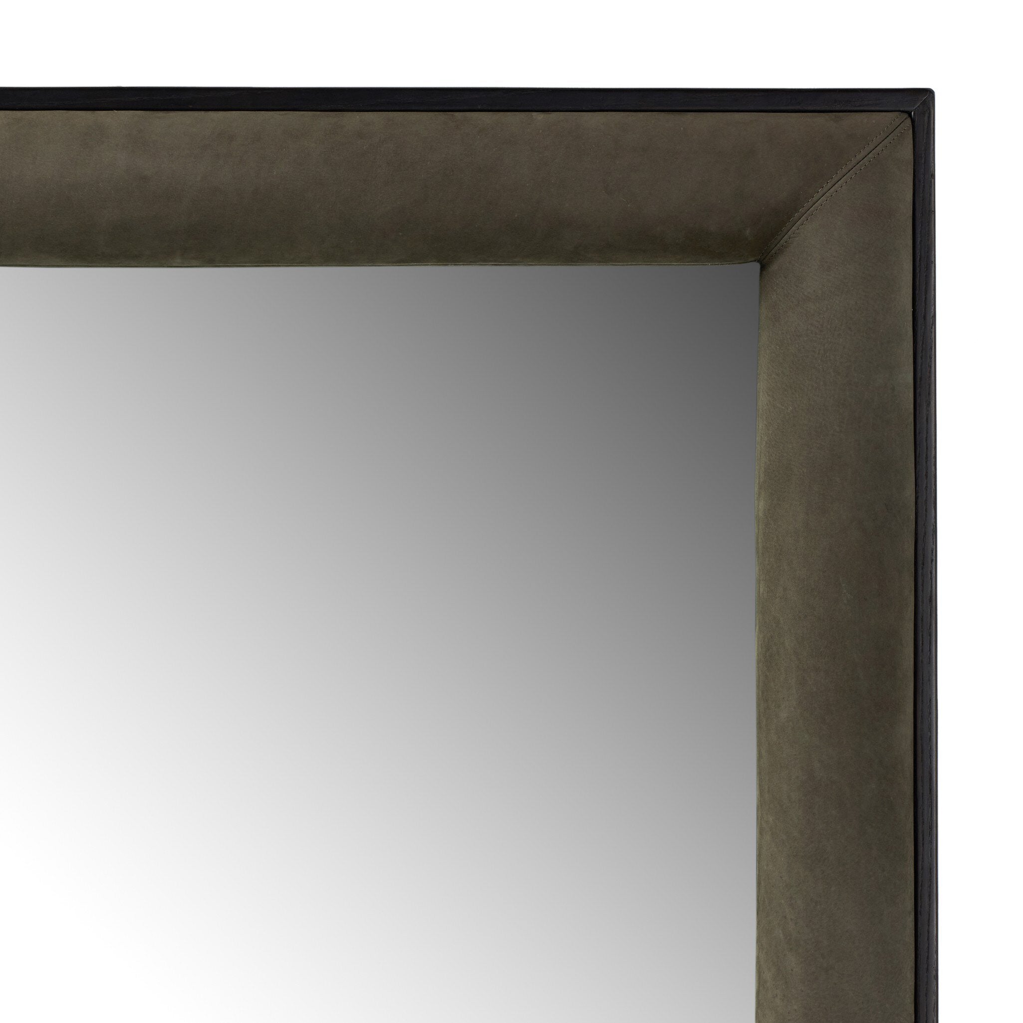 Veloz Floor Mirror