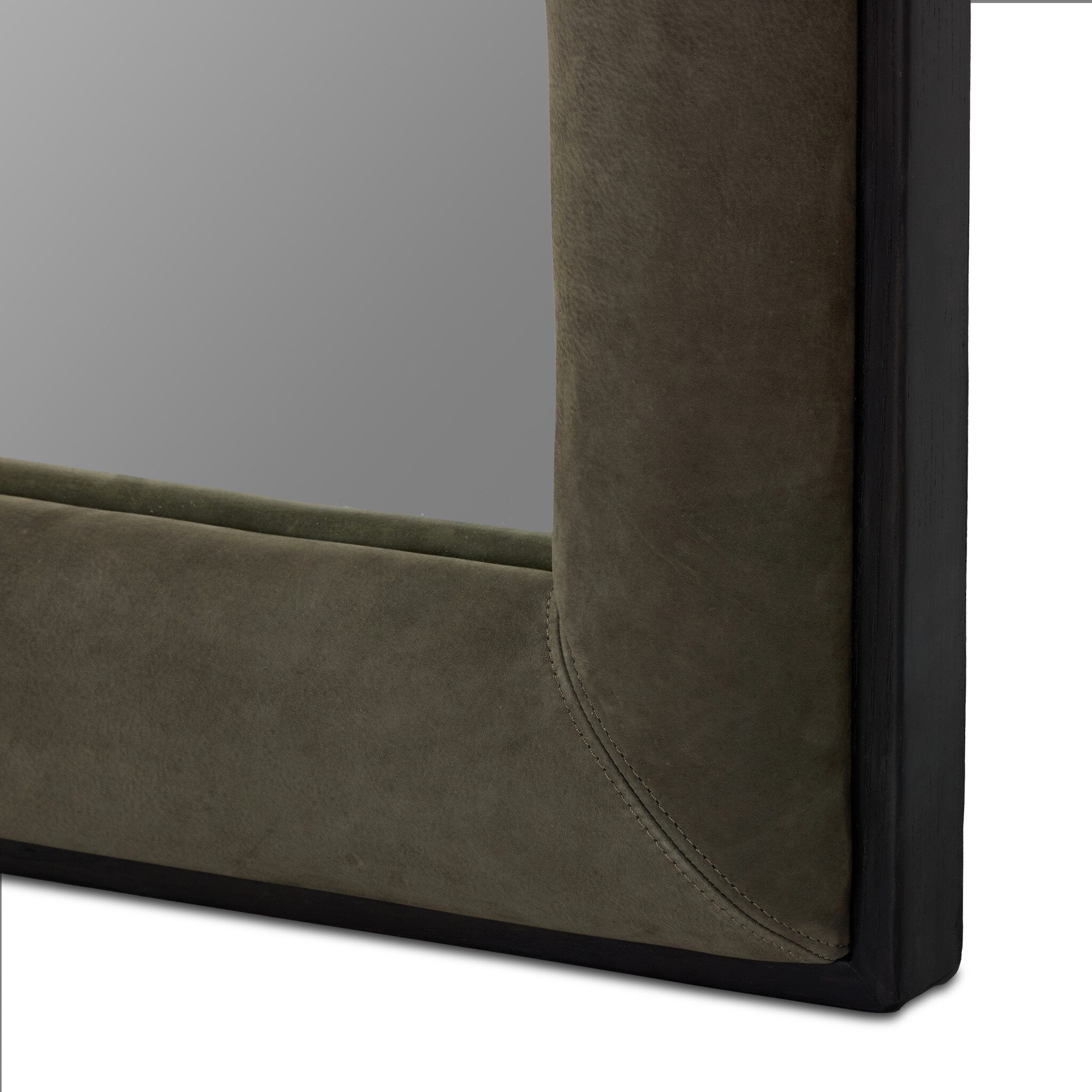 Veloz Floor Mirror