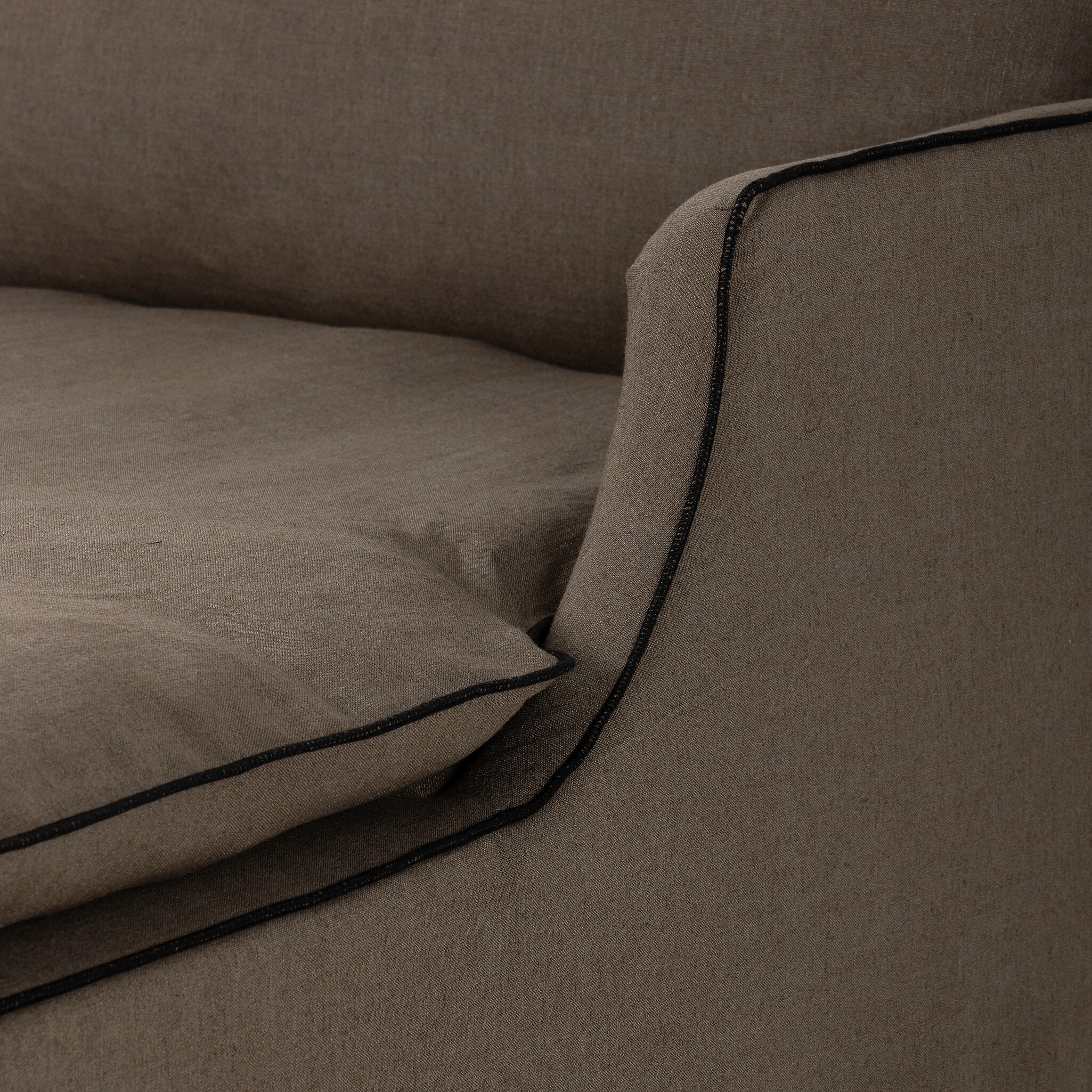 Harlan Chaise - StyleMeGHD - Chairs
