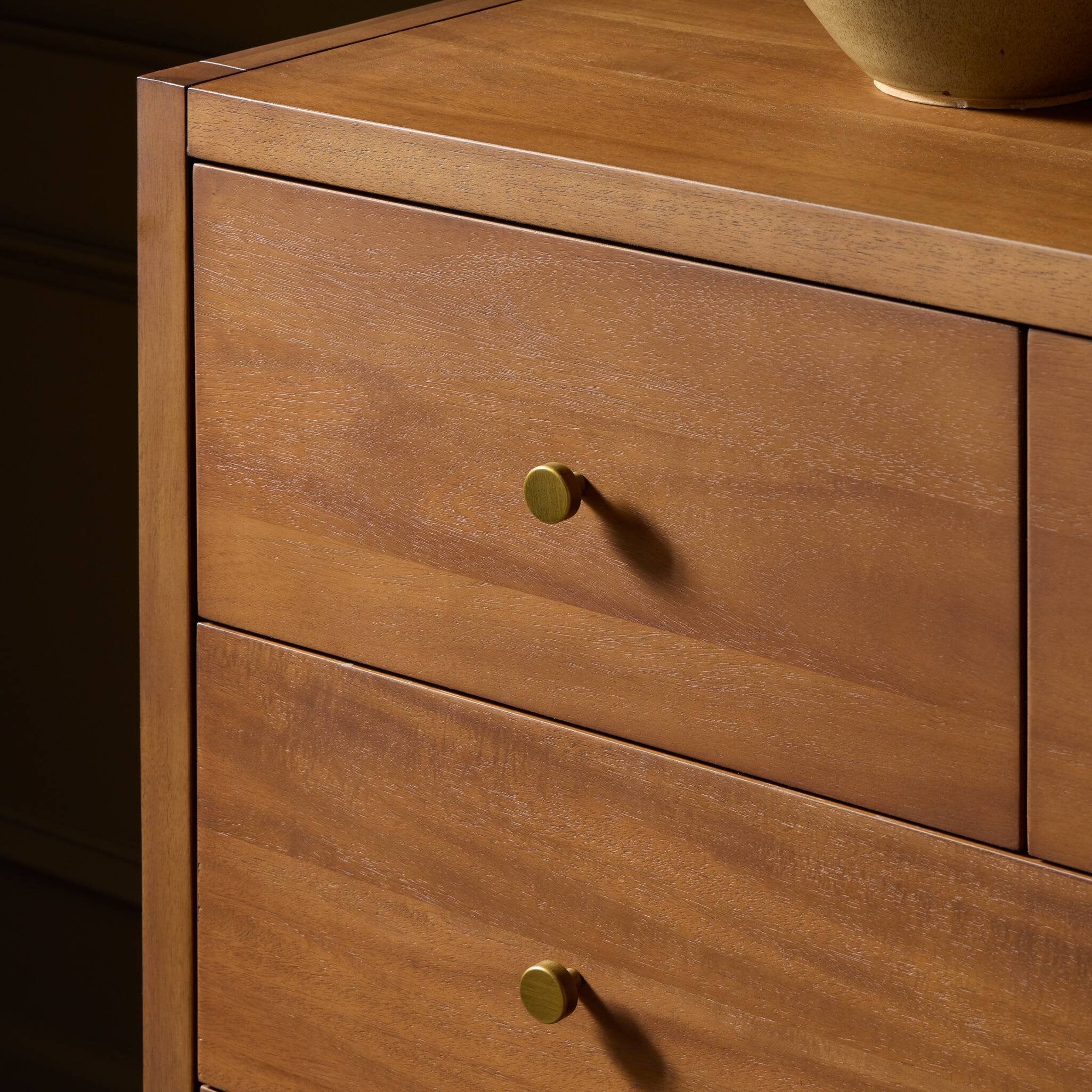 Solara 8-Drawer Dresser