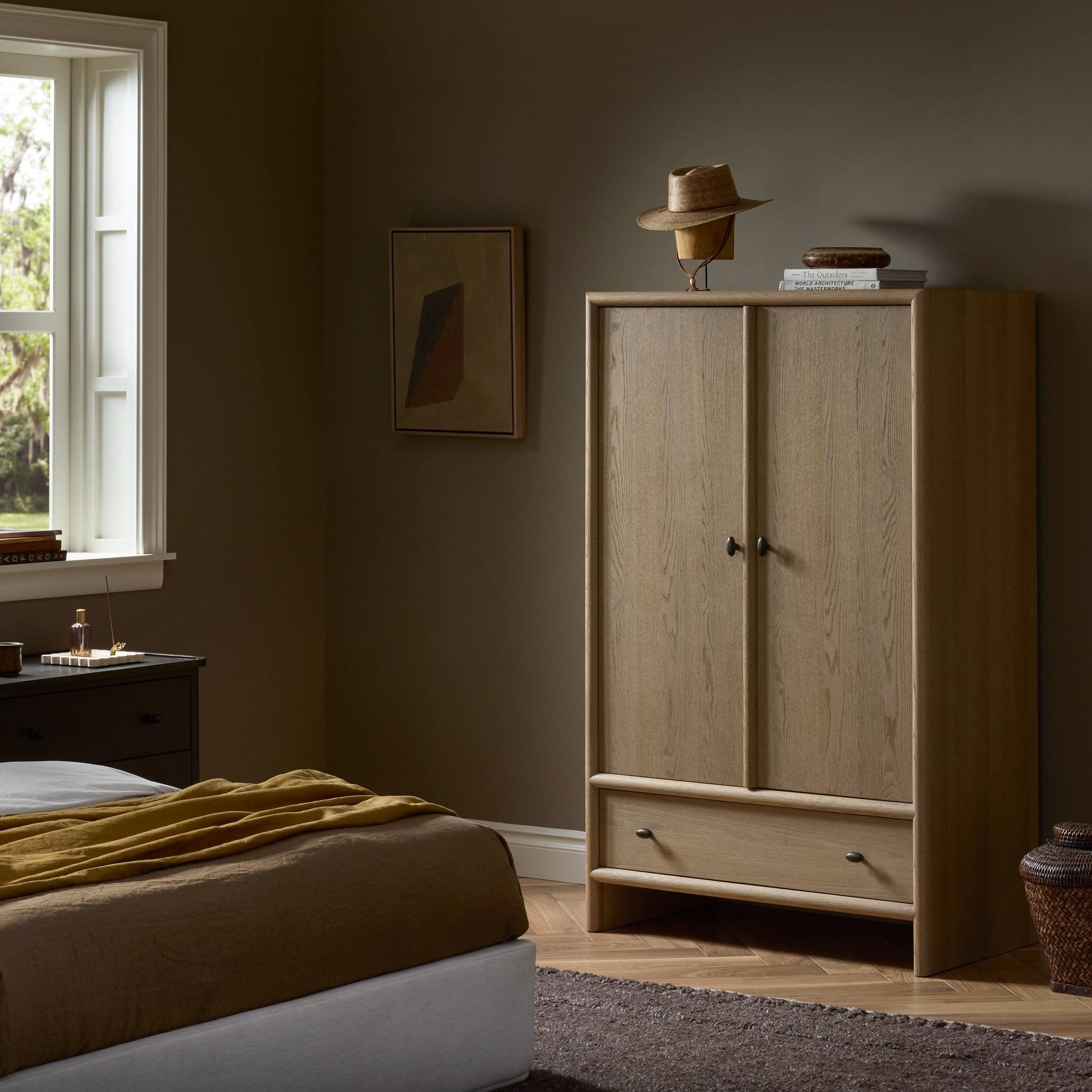 253020-002 - StyleMeGHD - Dressers