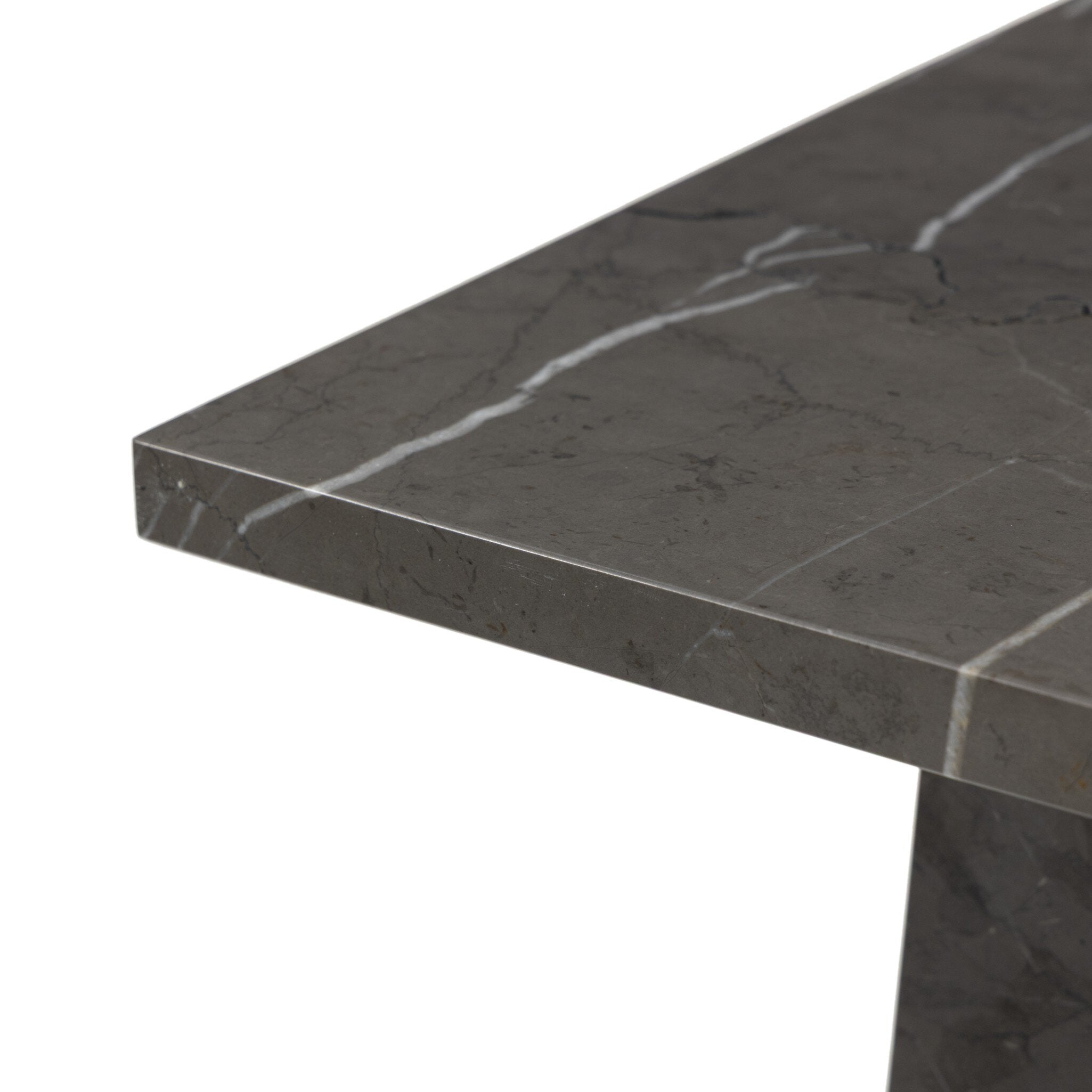 Edric Pedestal