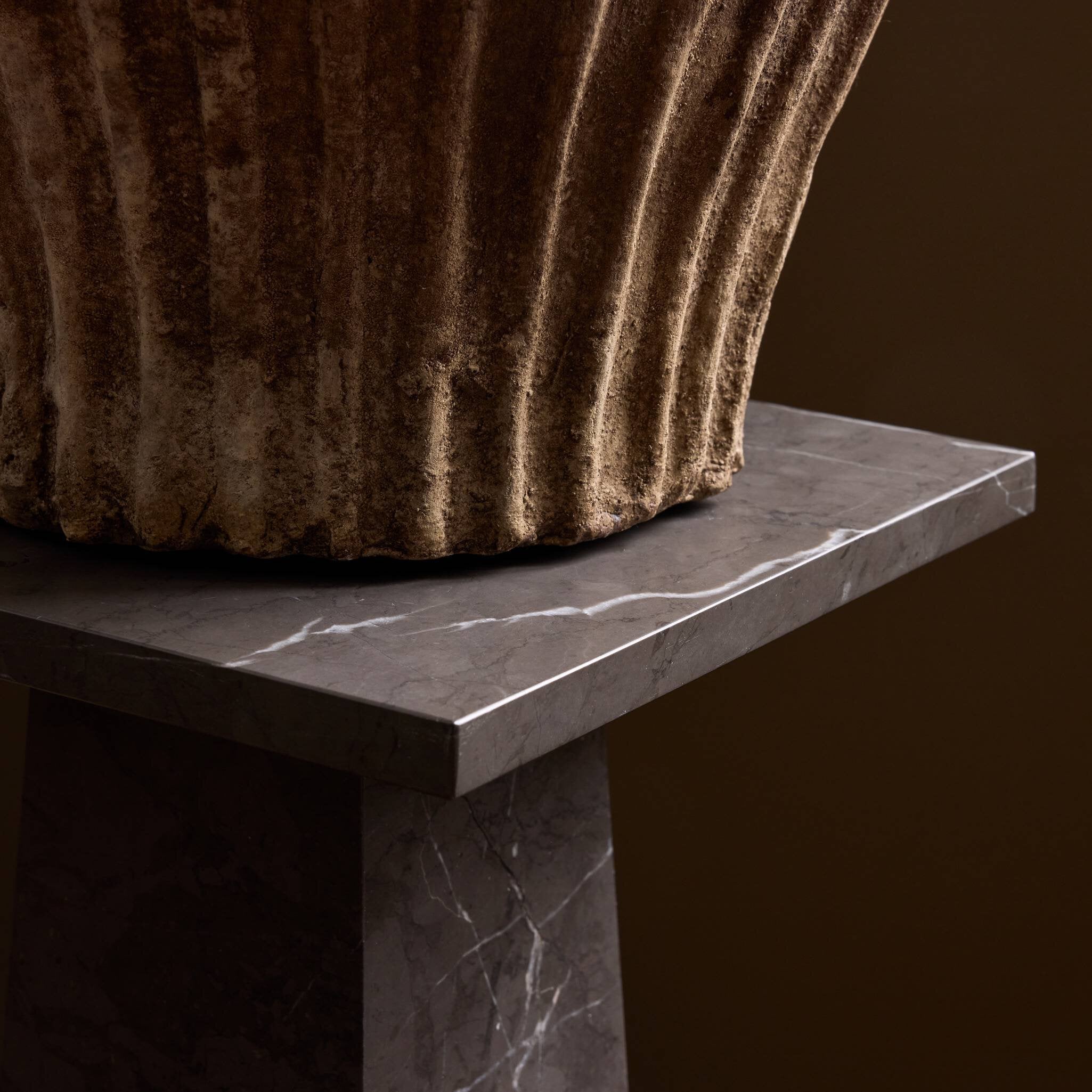 Edric Pedestal