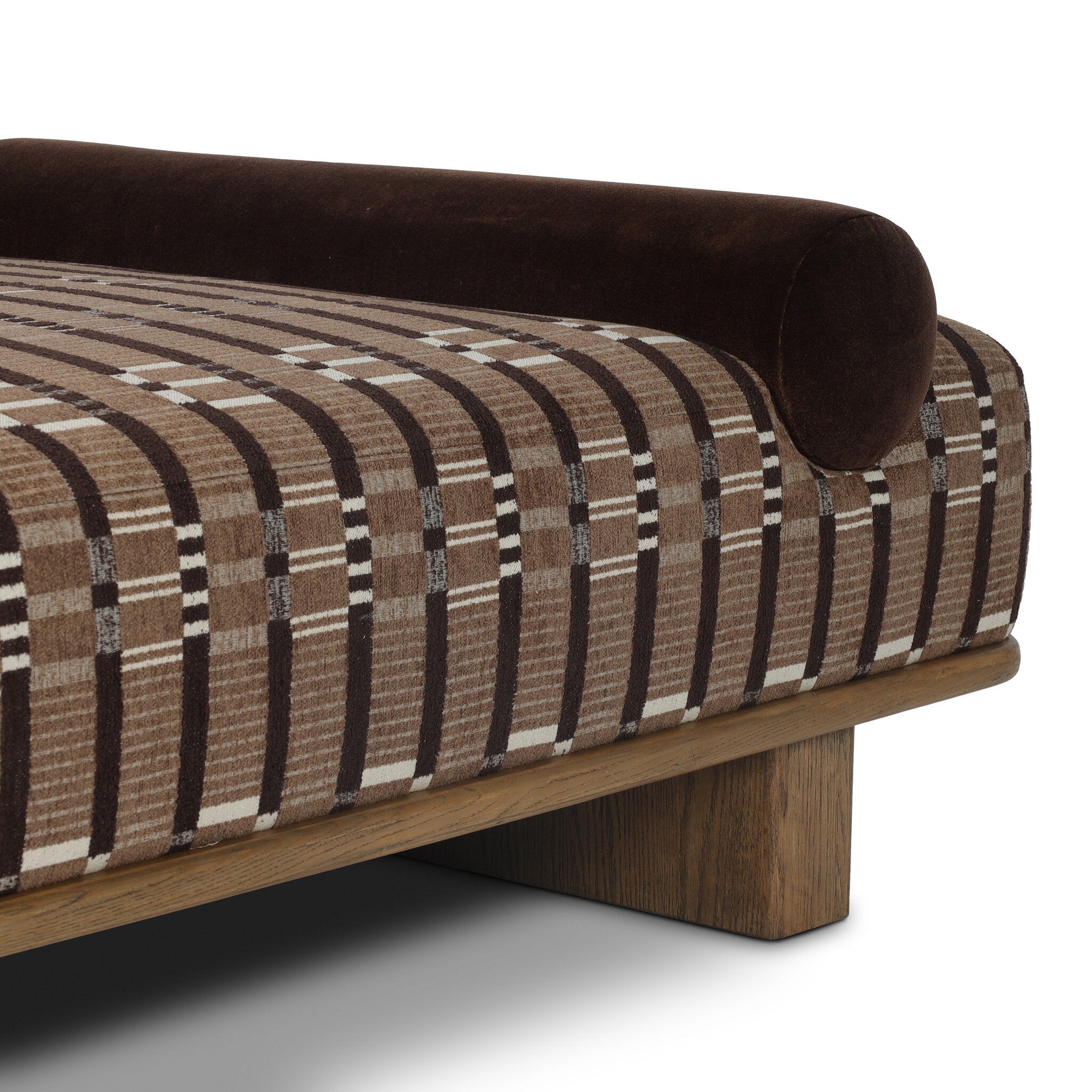 Thea Chaise