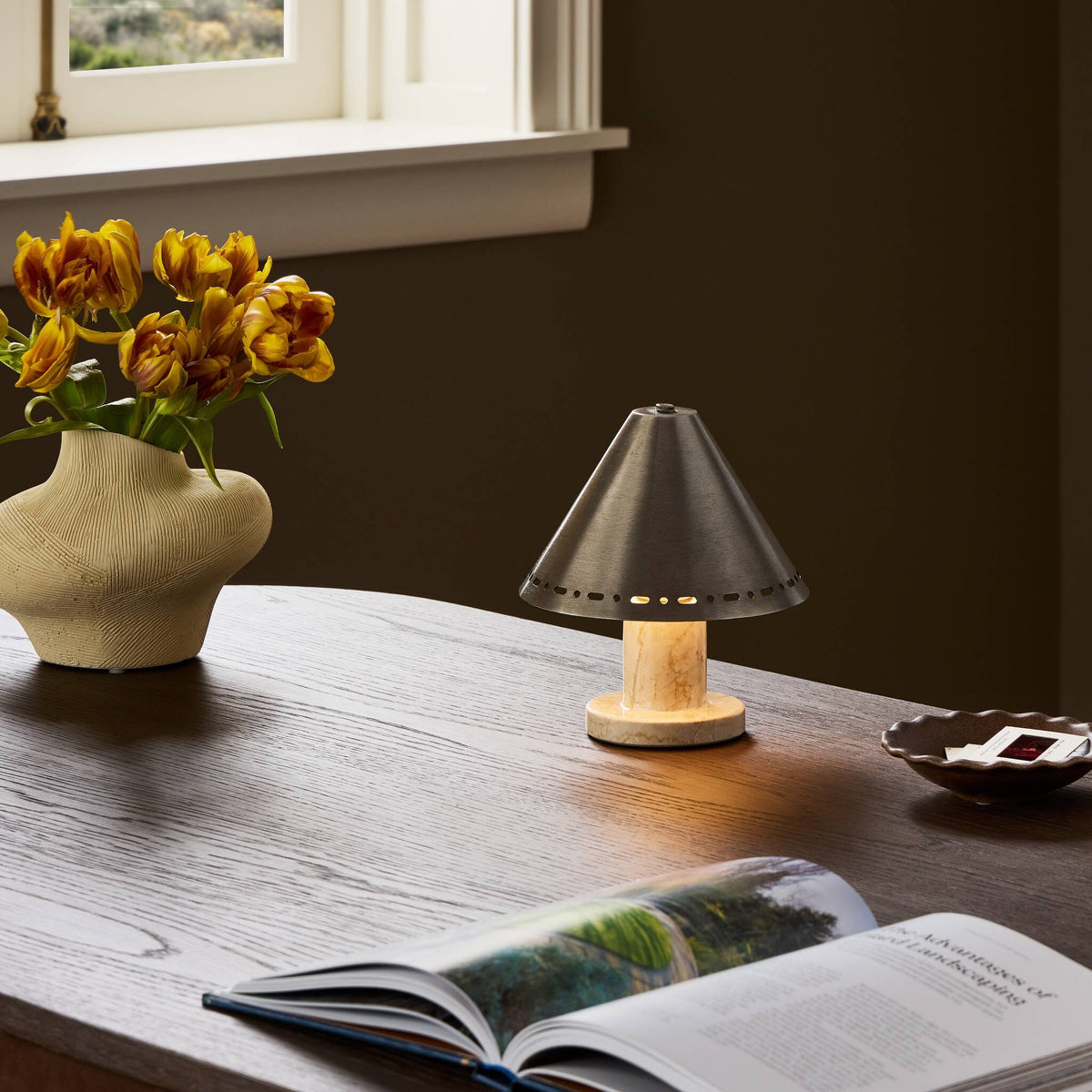 Agathe Cordless Table Lamp
