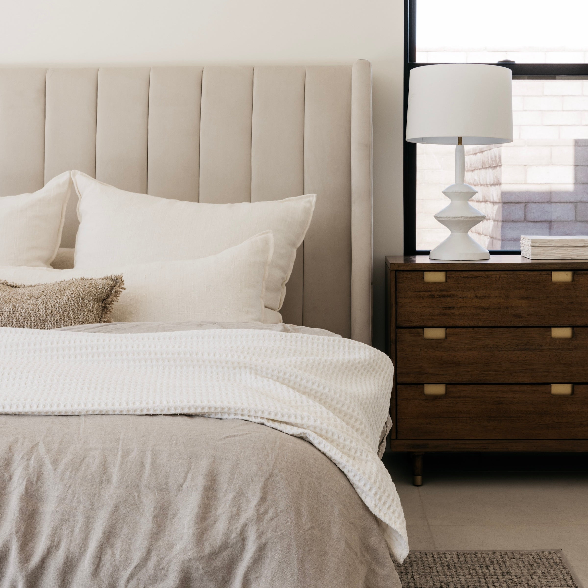 Vozz Table Lamp-StyleMeGHD