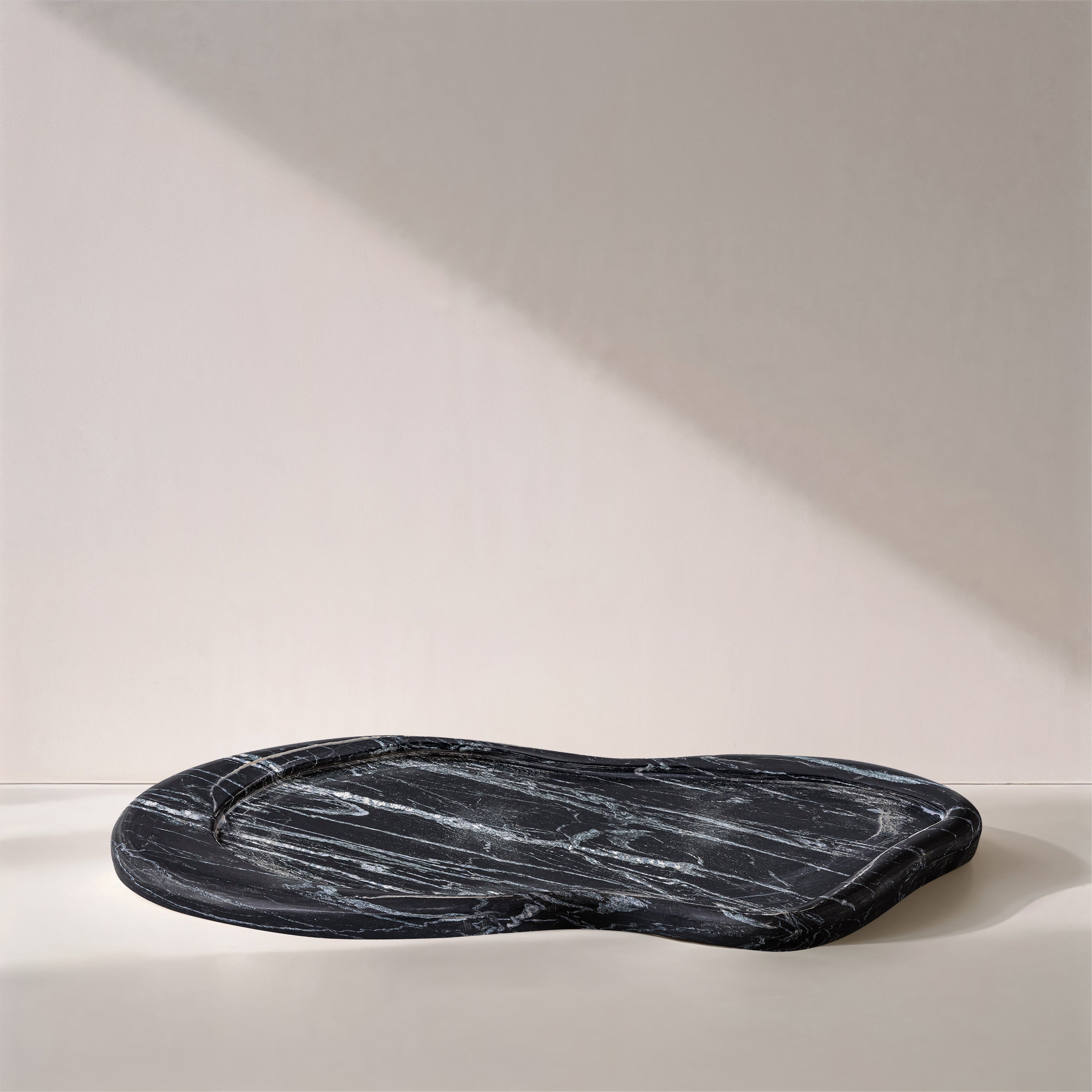 Arian Tray