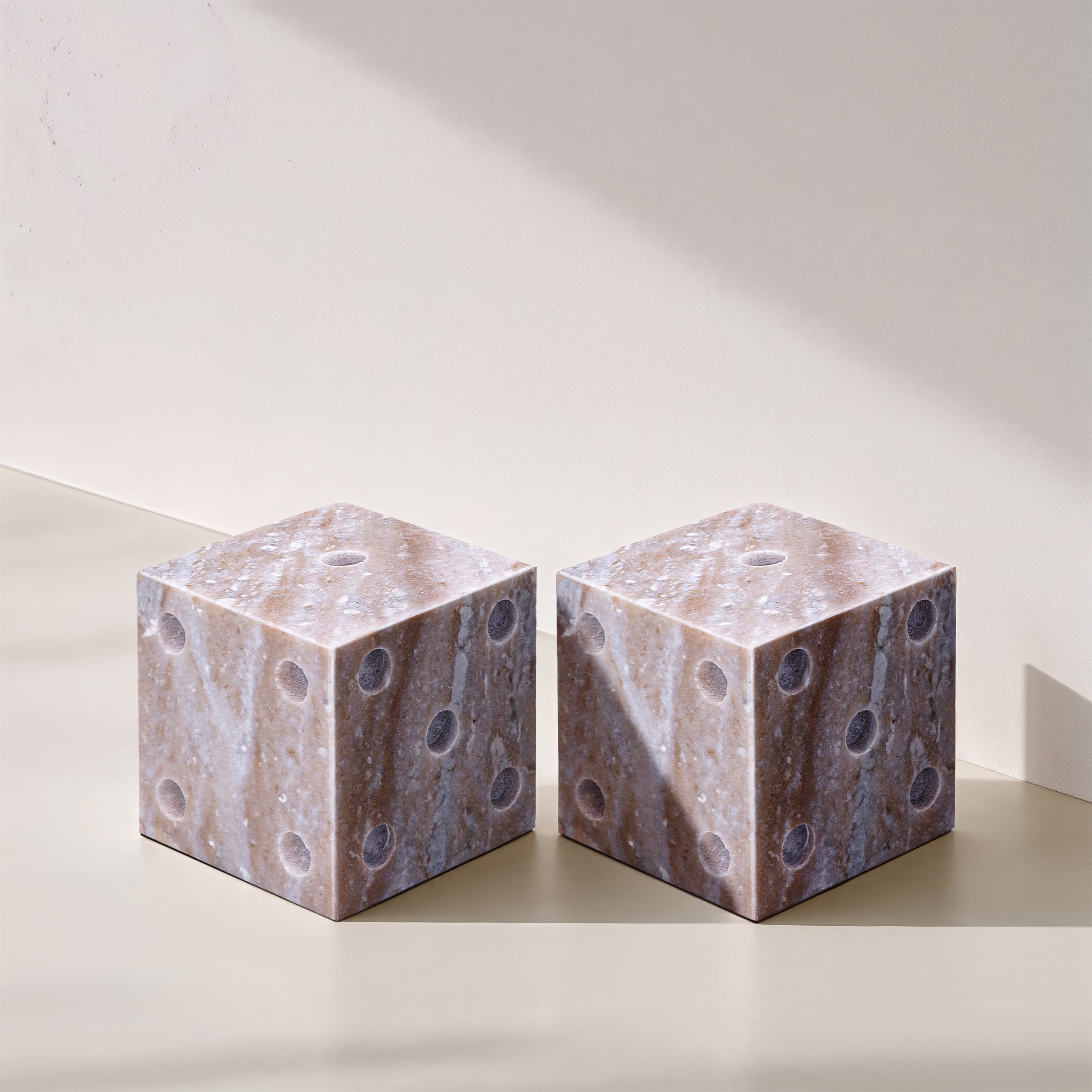 Darro Marble Dice
