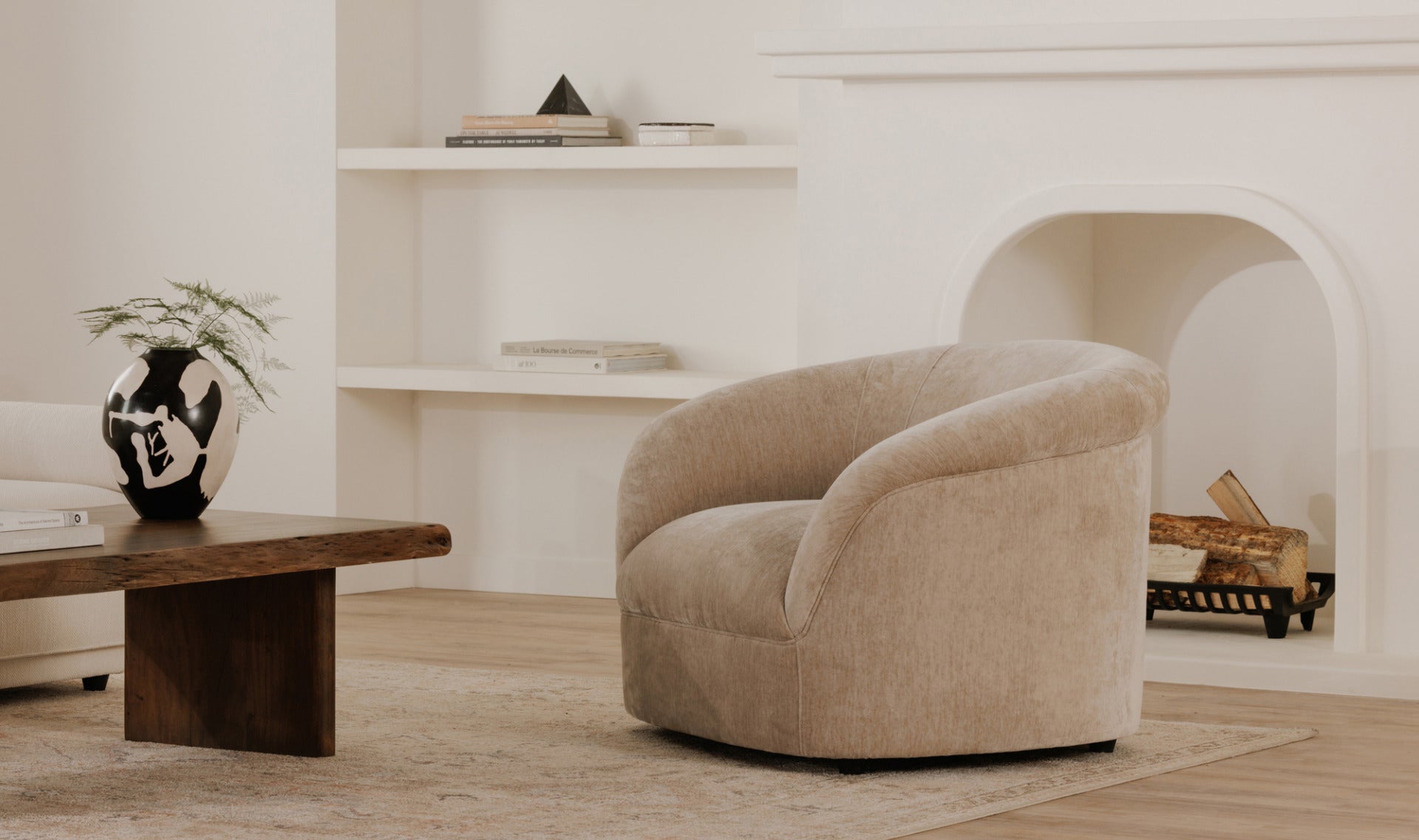Bell Lounge Chair