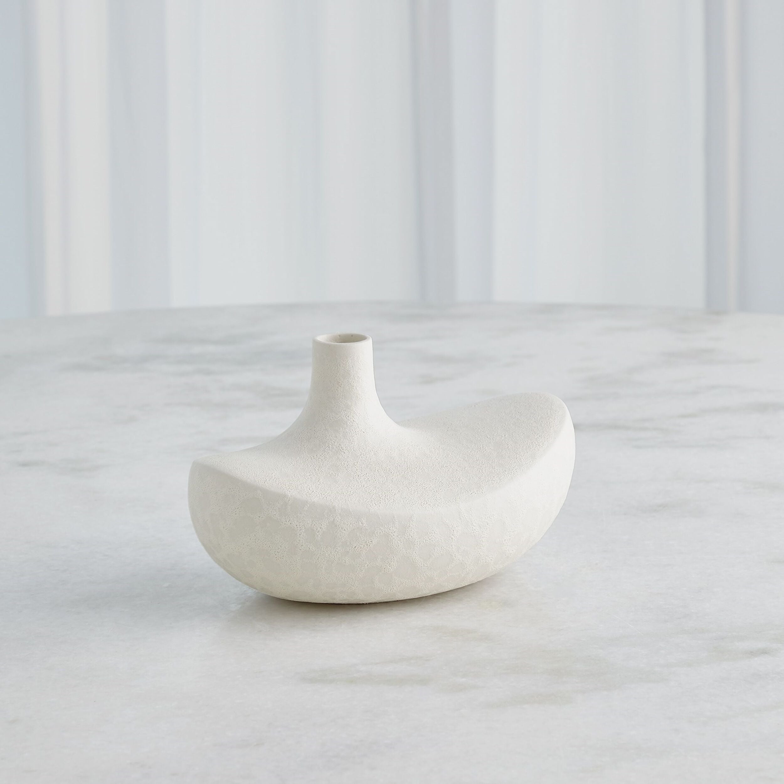 Solin Vase