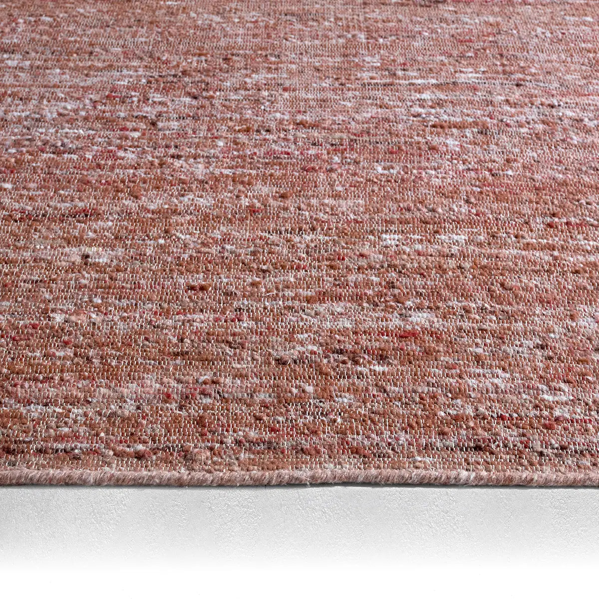 Elyndra Hand-Woven Rug