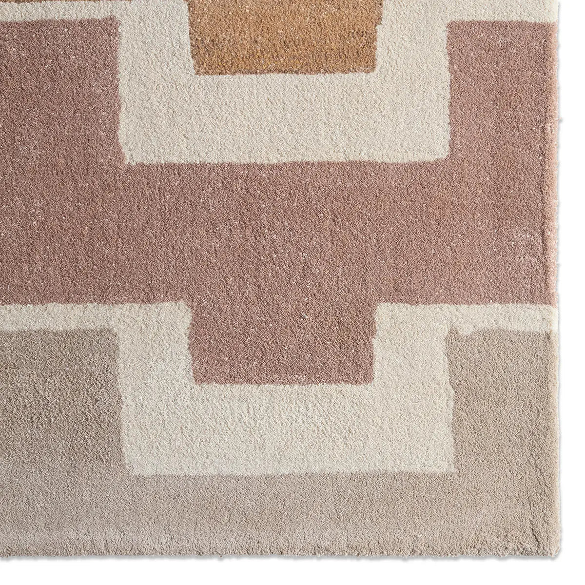 Vinkara Hand-Tufted Rug