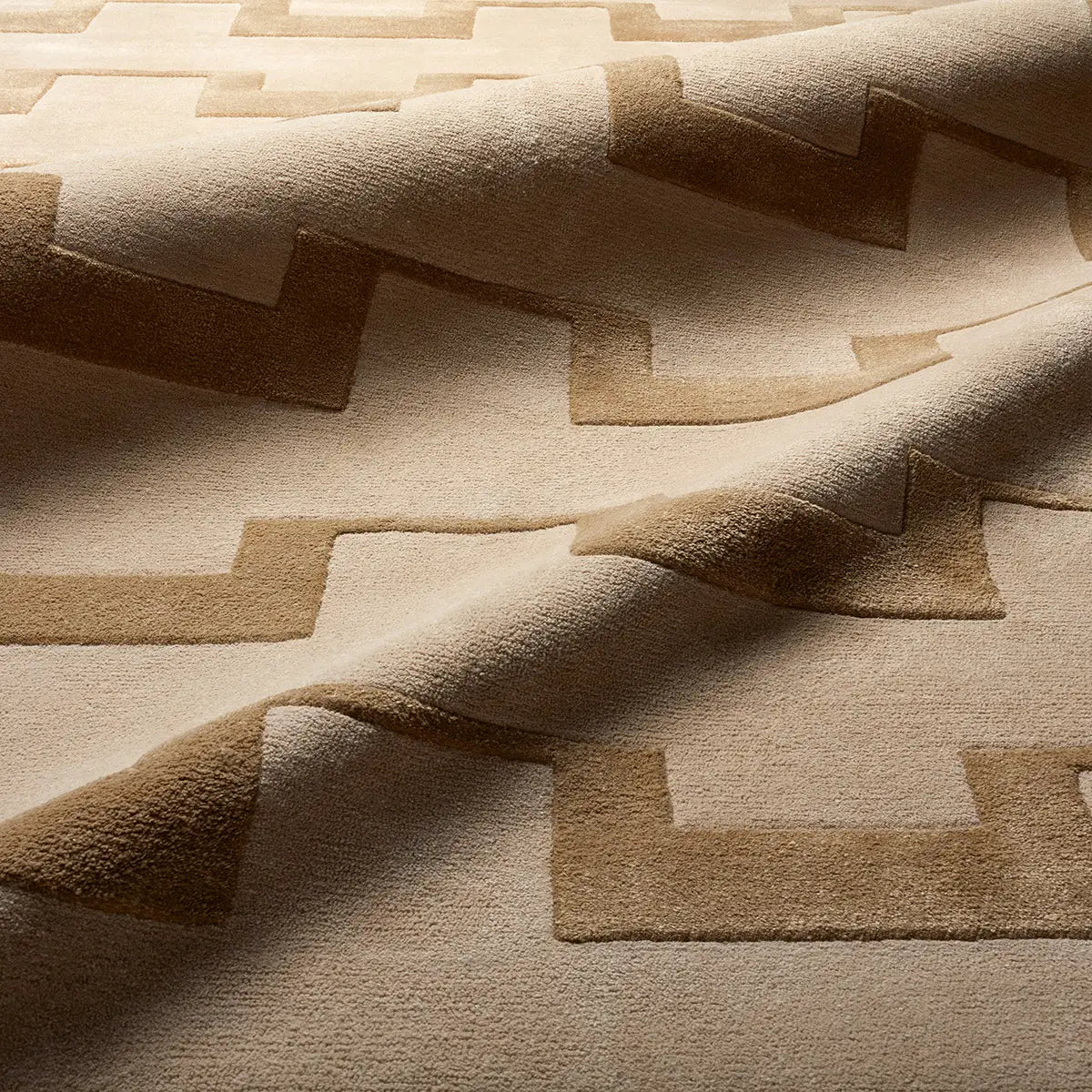 Vinkara Hand-Tufted Rug