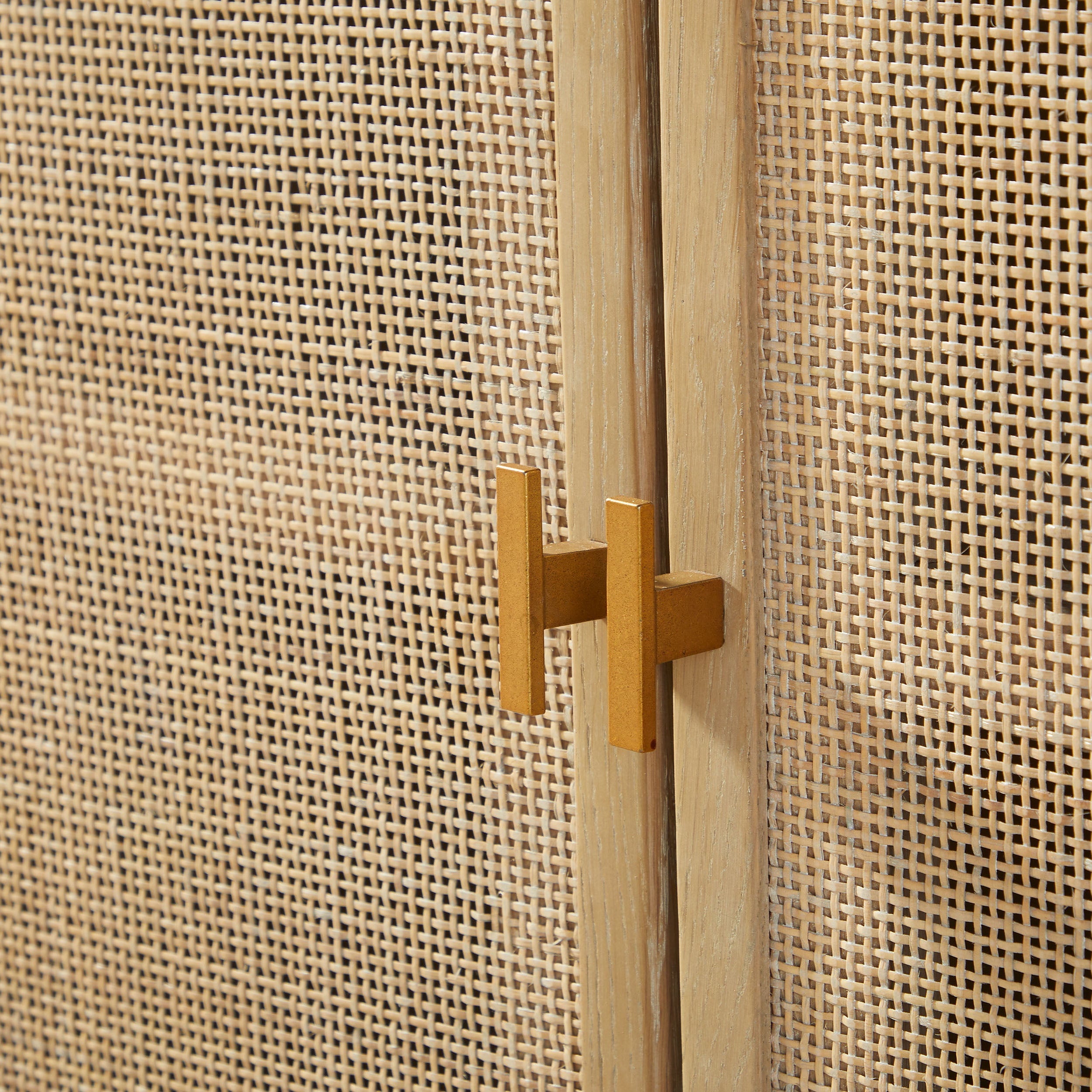 Carina Media Sideboard