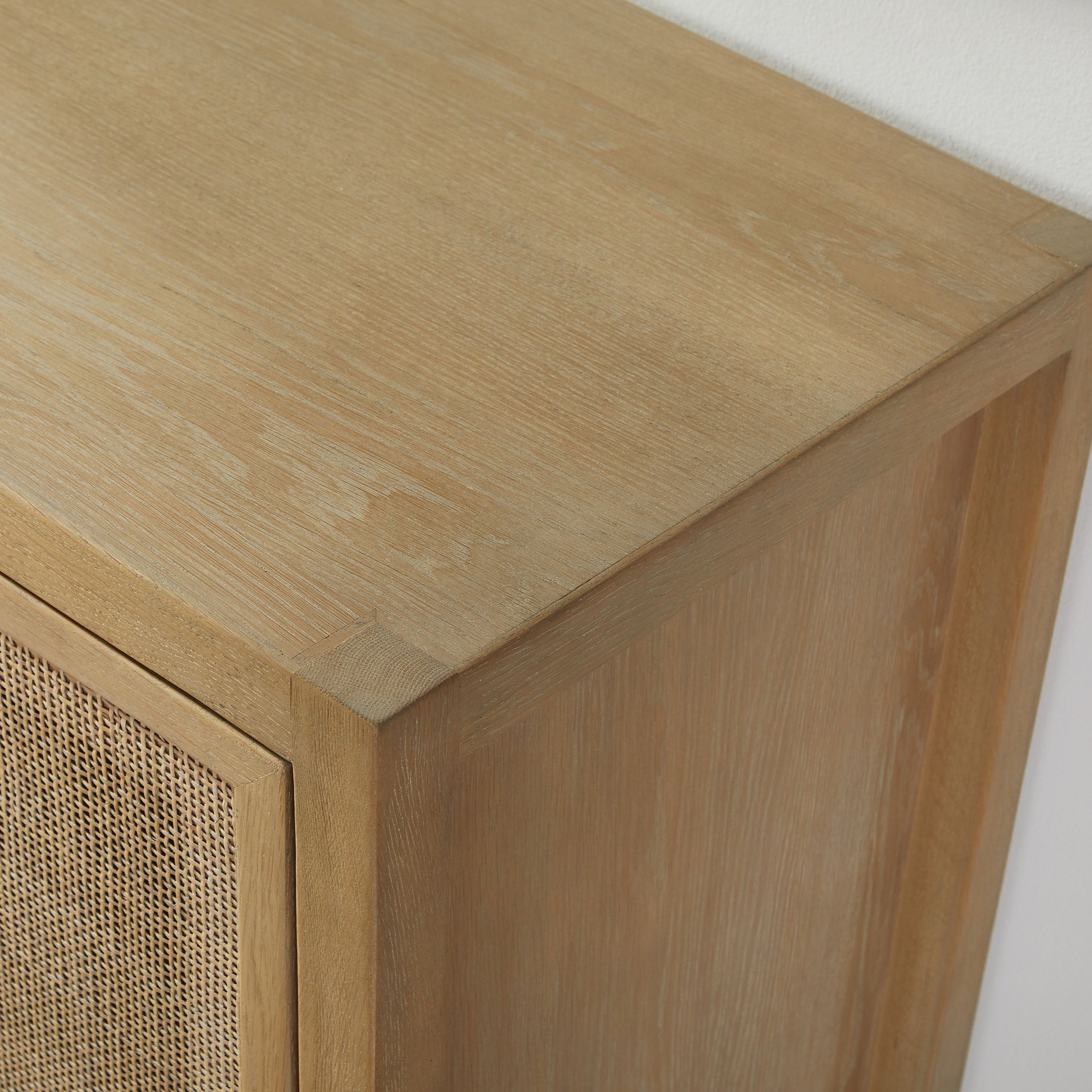 Carina Media Sideboard