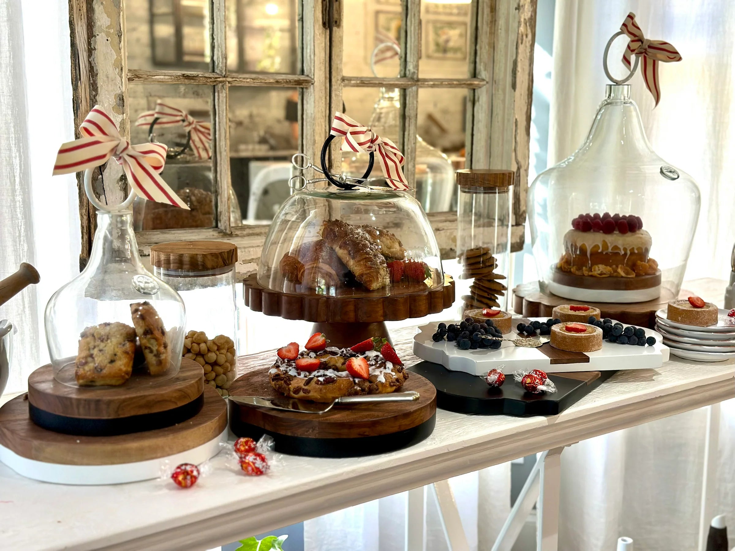 Linea Glass Cloche Food Cover