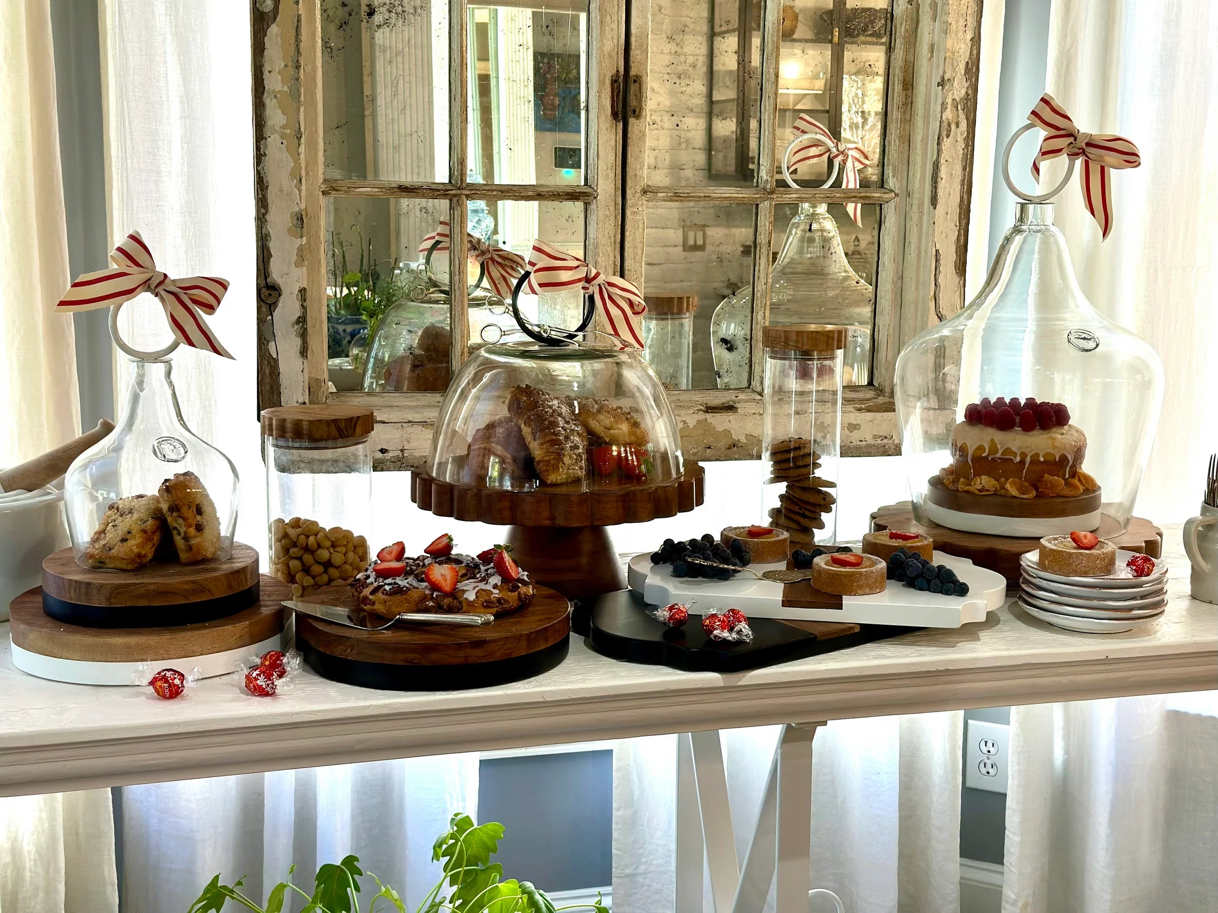 Linea Glass Cloche Food Cover