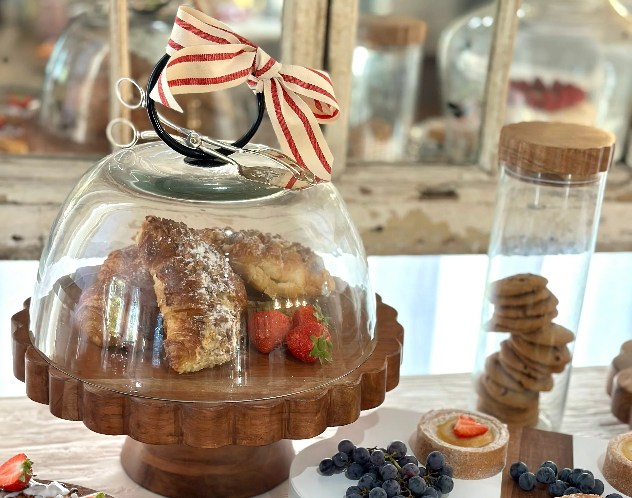 Astra Glass Dome Food Cover