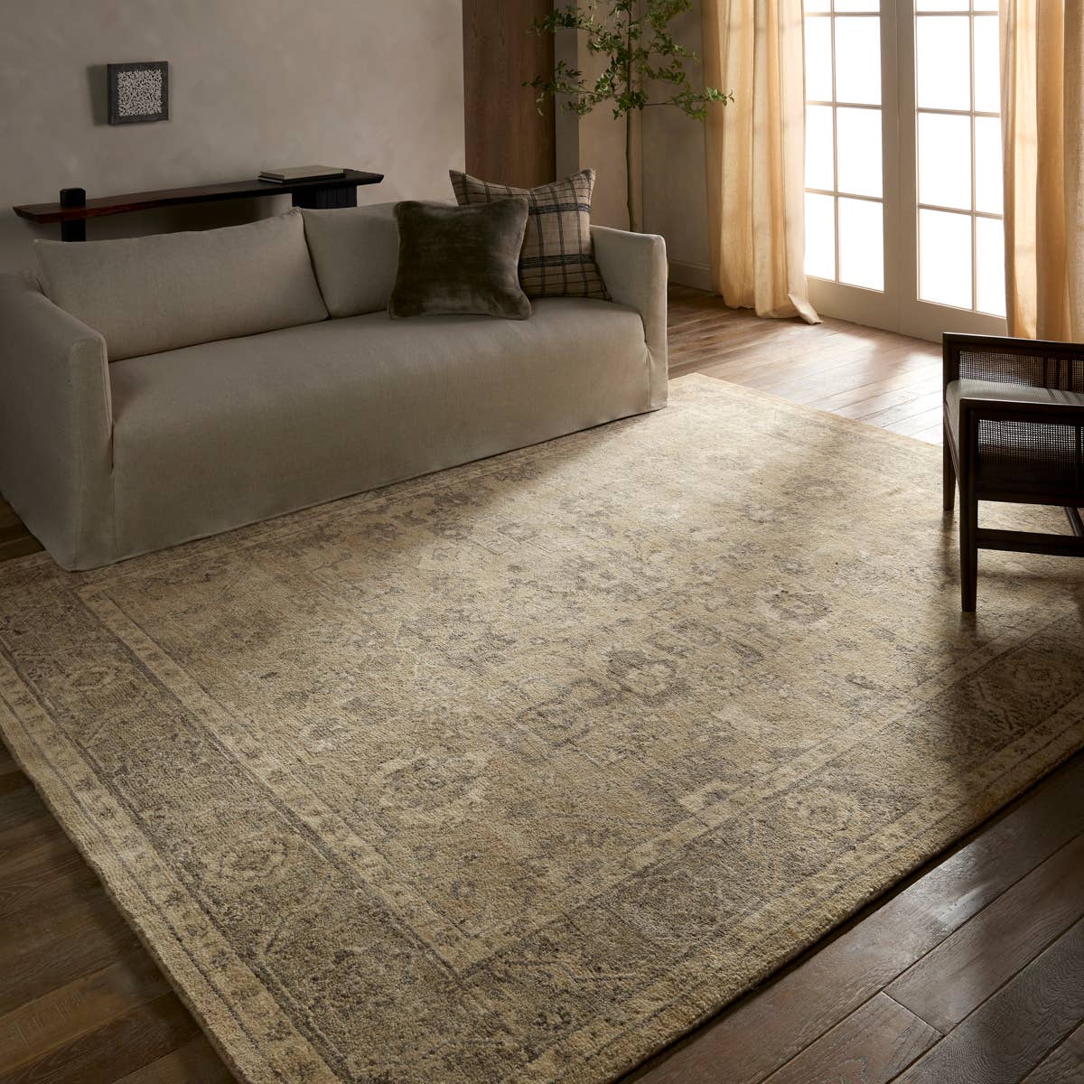 Hudson Hand-Knotted Rug