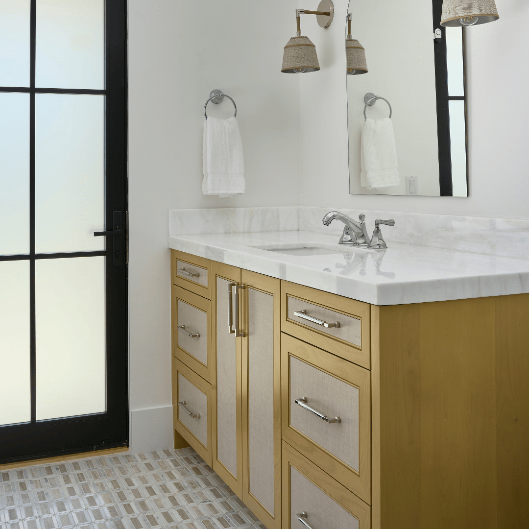 Neutral bathroo.png__PID:3690dac2-6806-4597-a408-49f33796118e