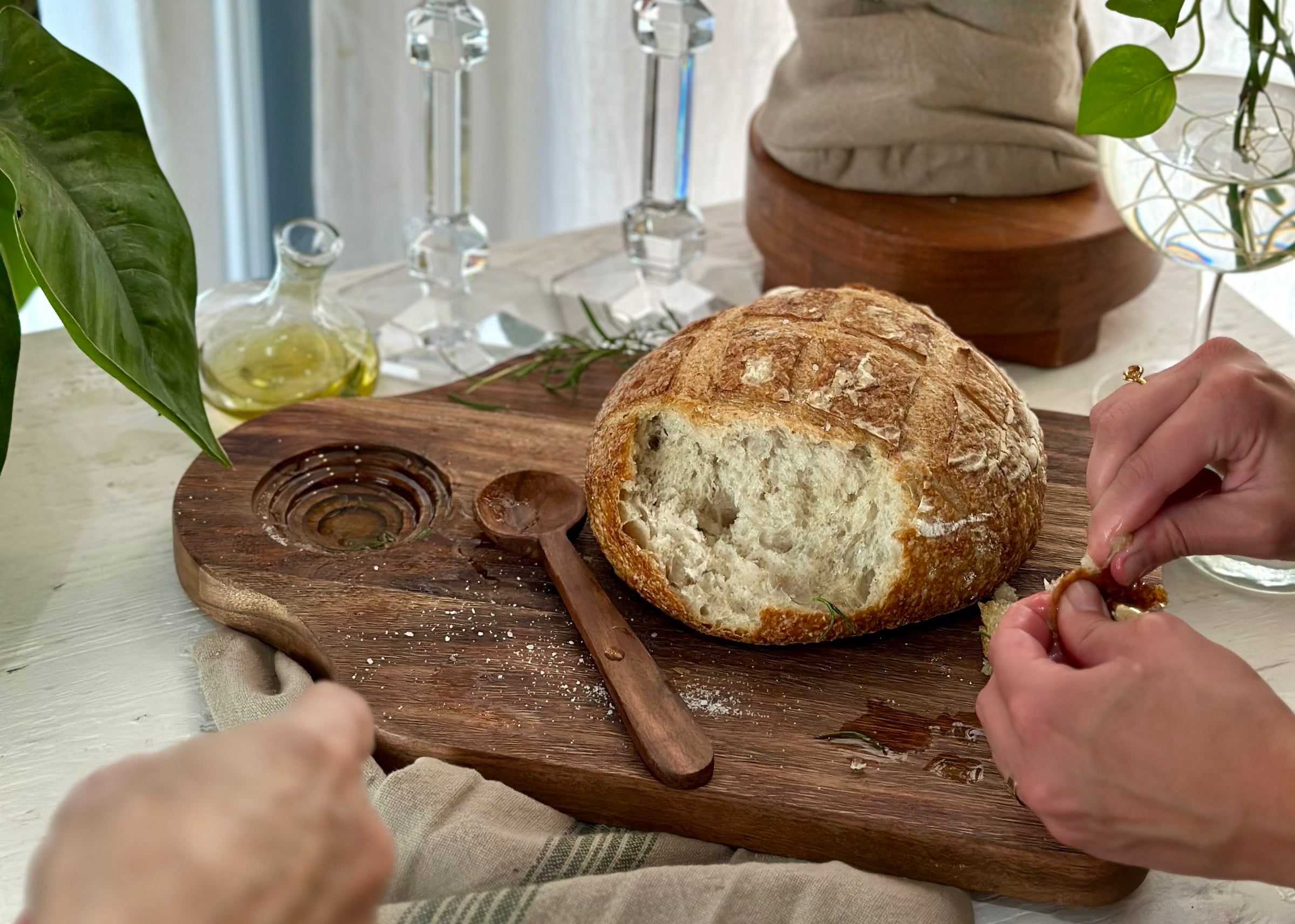 Dutch Dipping Board with Scoop