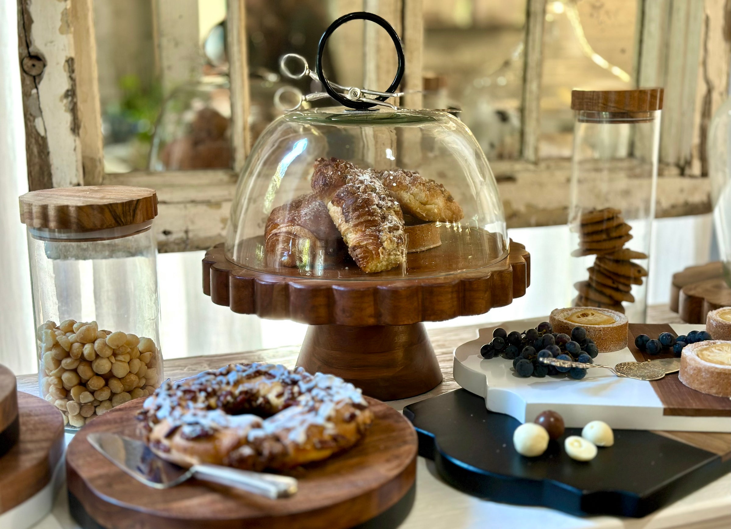 Solace Cake Stand