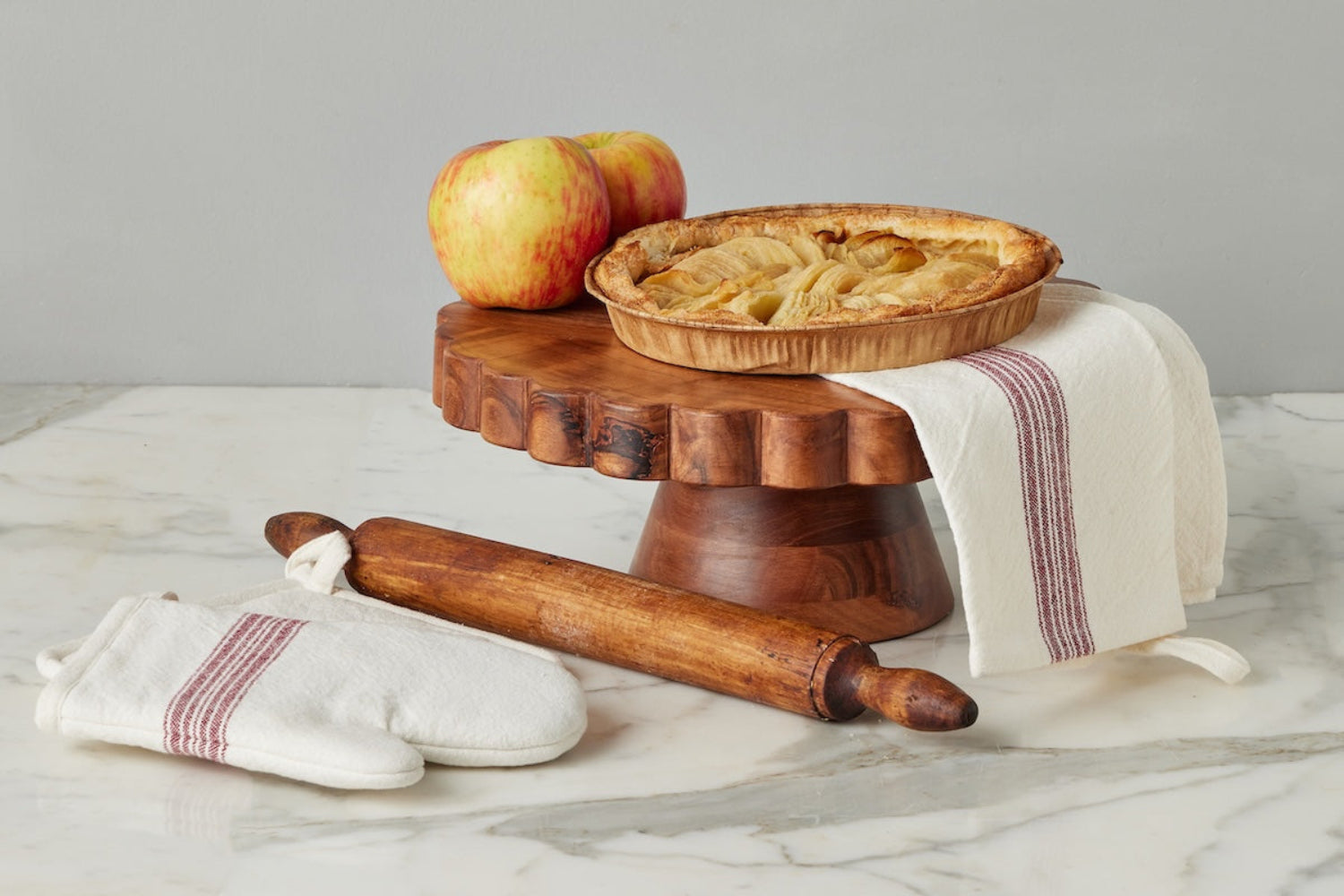 Solace Cake Stand