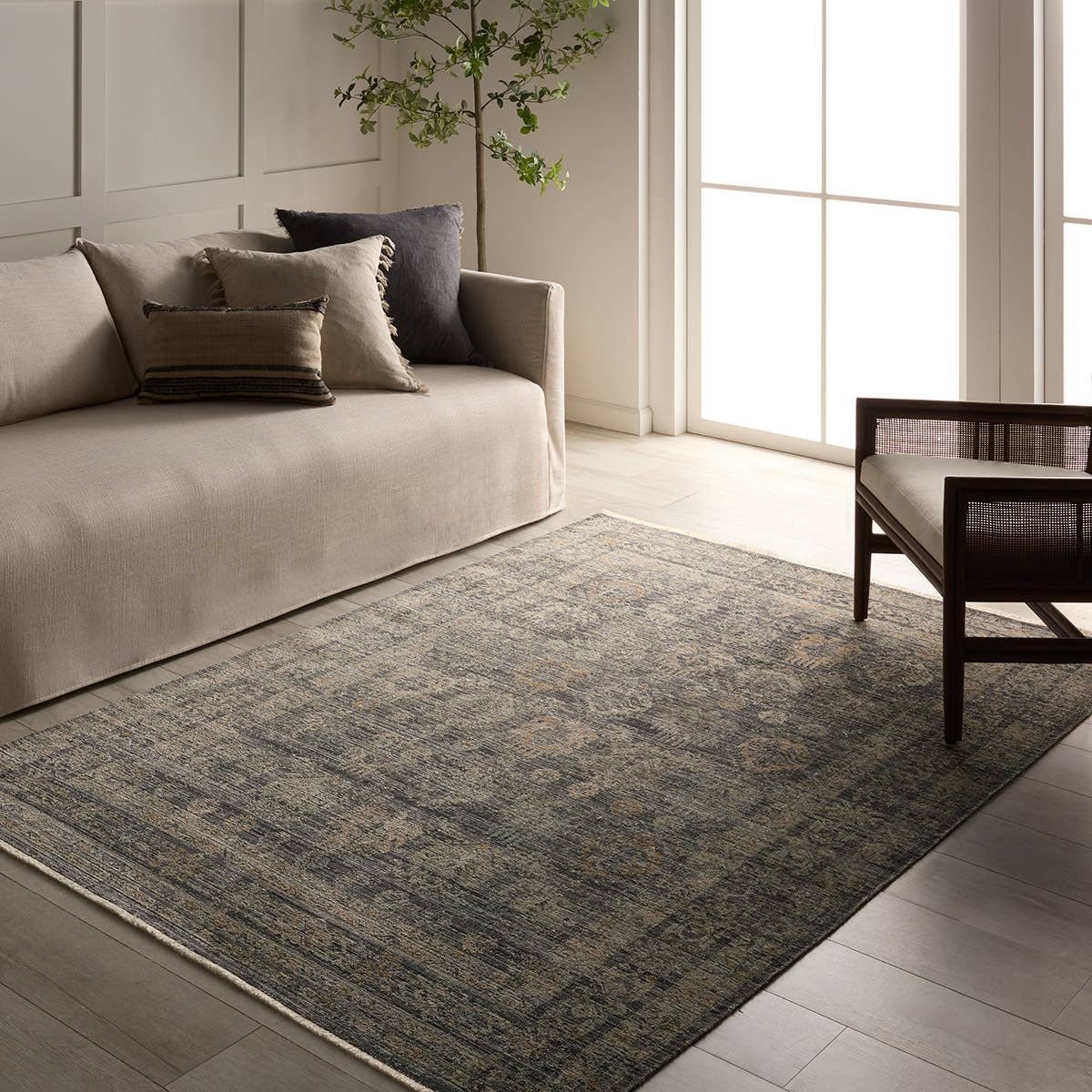 Kuro Outdoor Rug