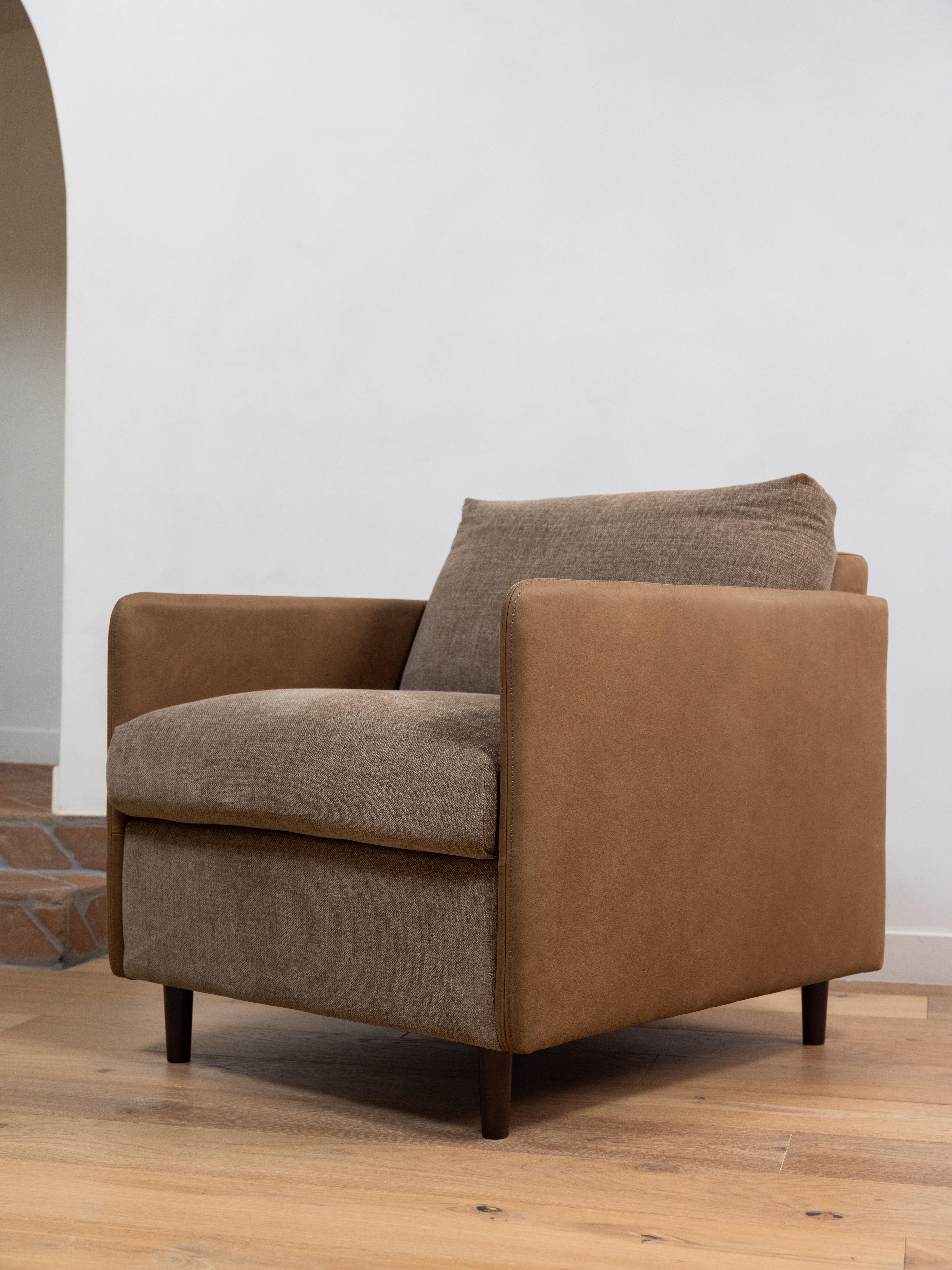 Tella Accent Chair