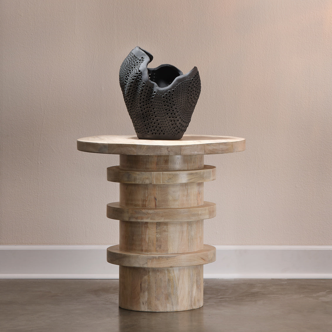 Emiliano Vase