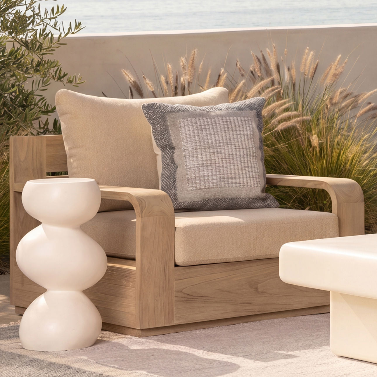 Elmira Outdoor Pillow - StyleMeGHD - Outdoor Accessories