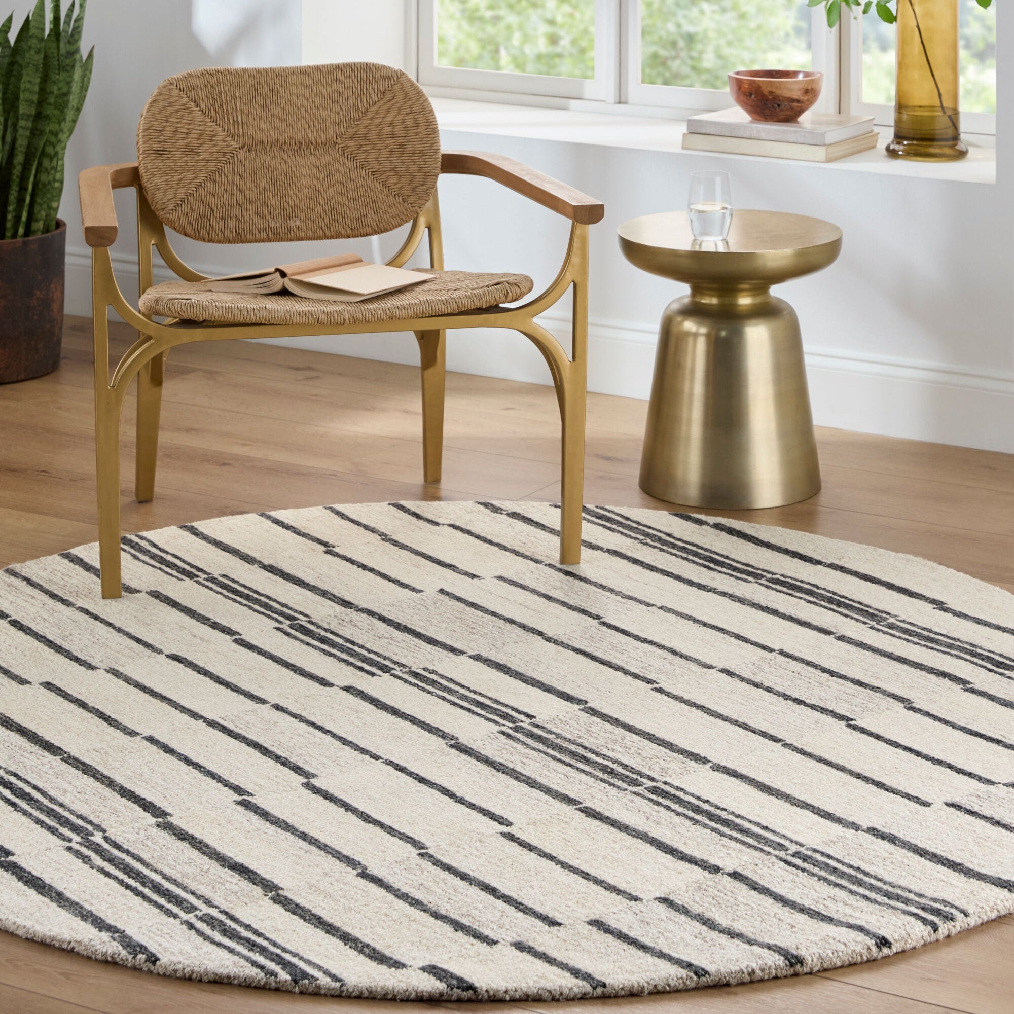Sylvie Hand-Tufted Rug