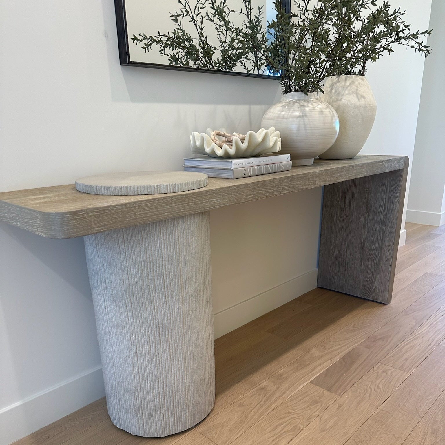 loreen console table