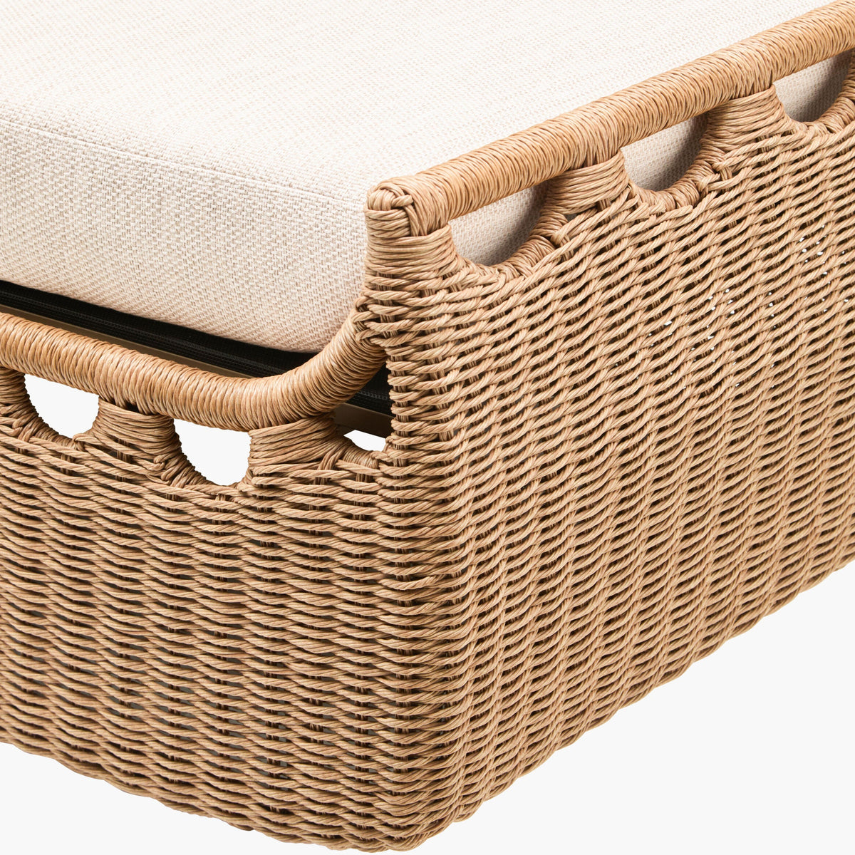Milena Chaise Lounge