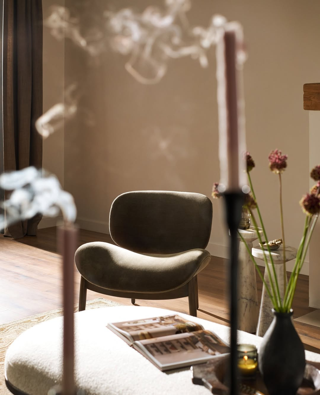 Mina Chair