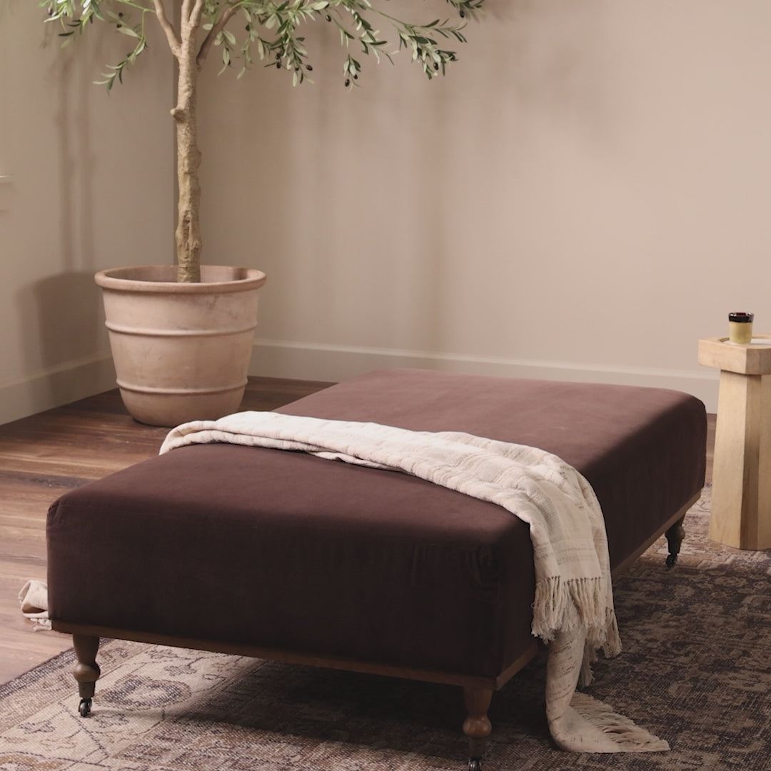 Hannah Cocktail Ottoman