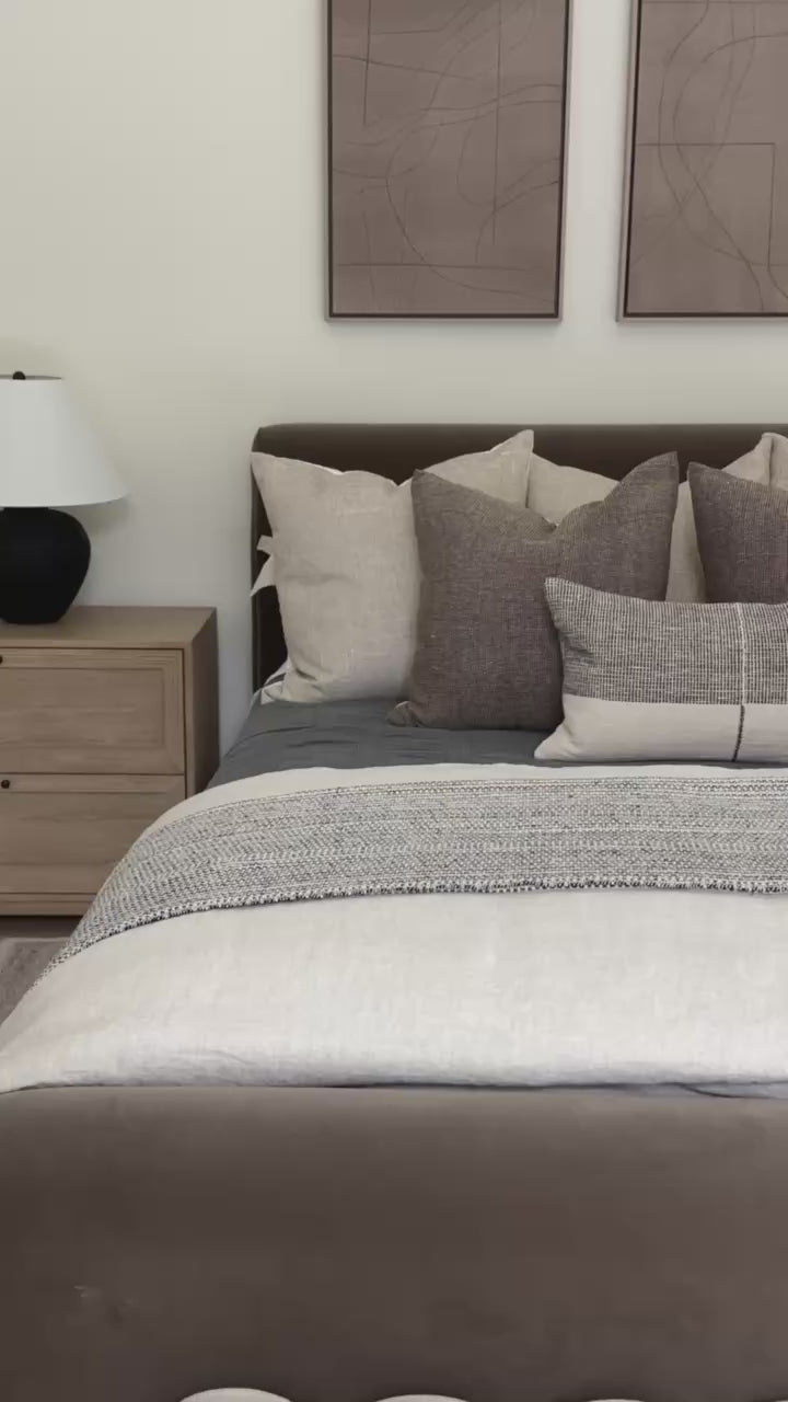 video of velvet mitchell bed
