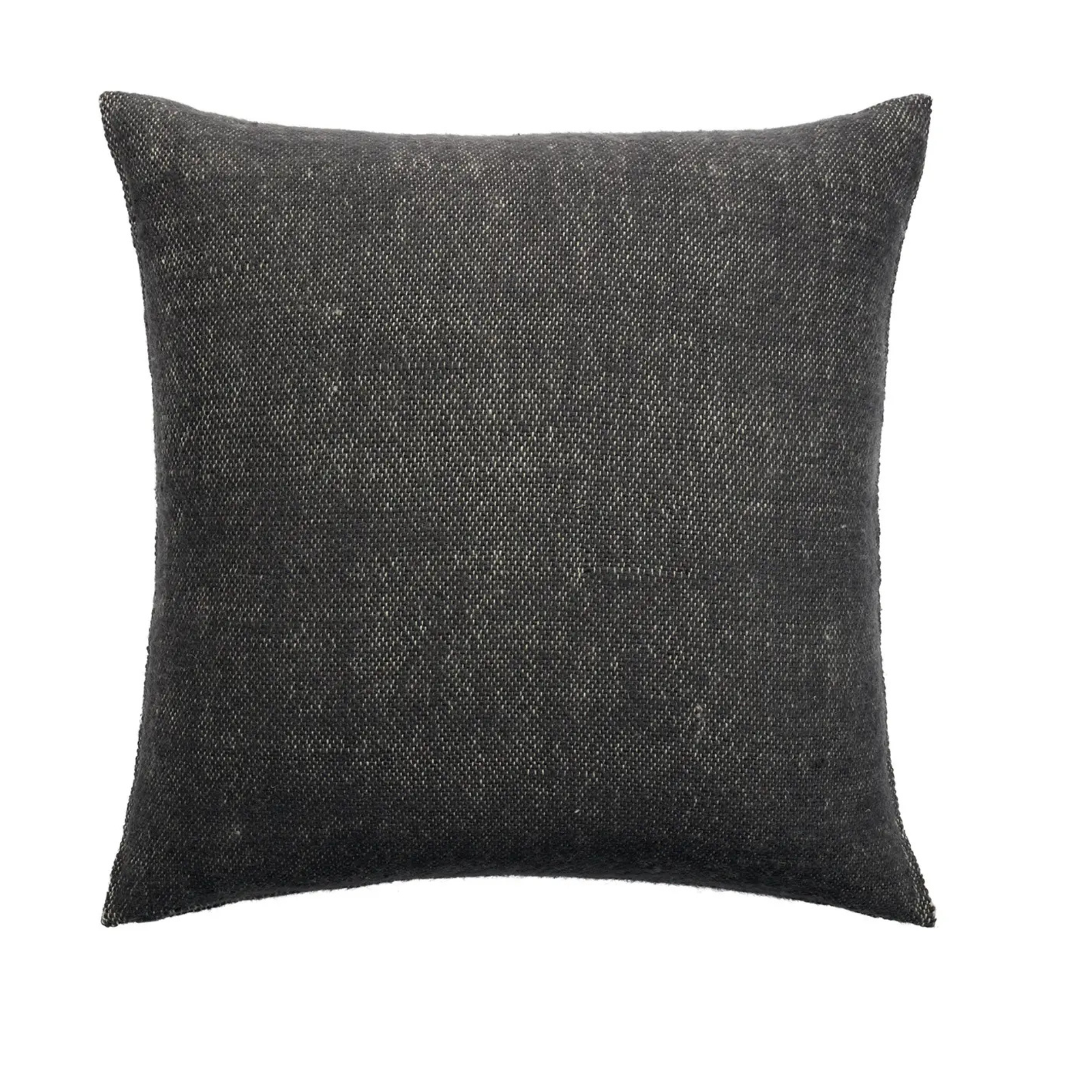 Marcus Pillow