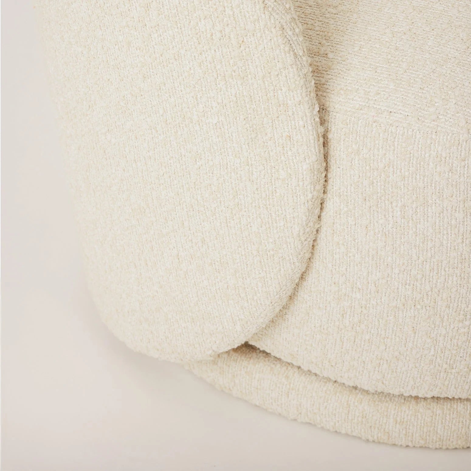 Osona Swivel Chair