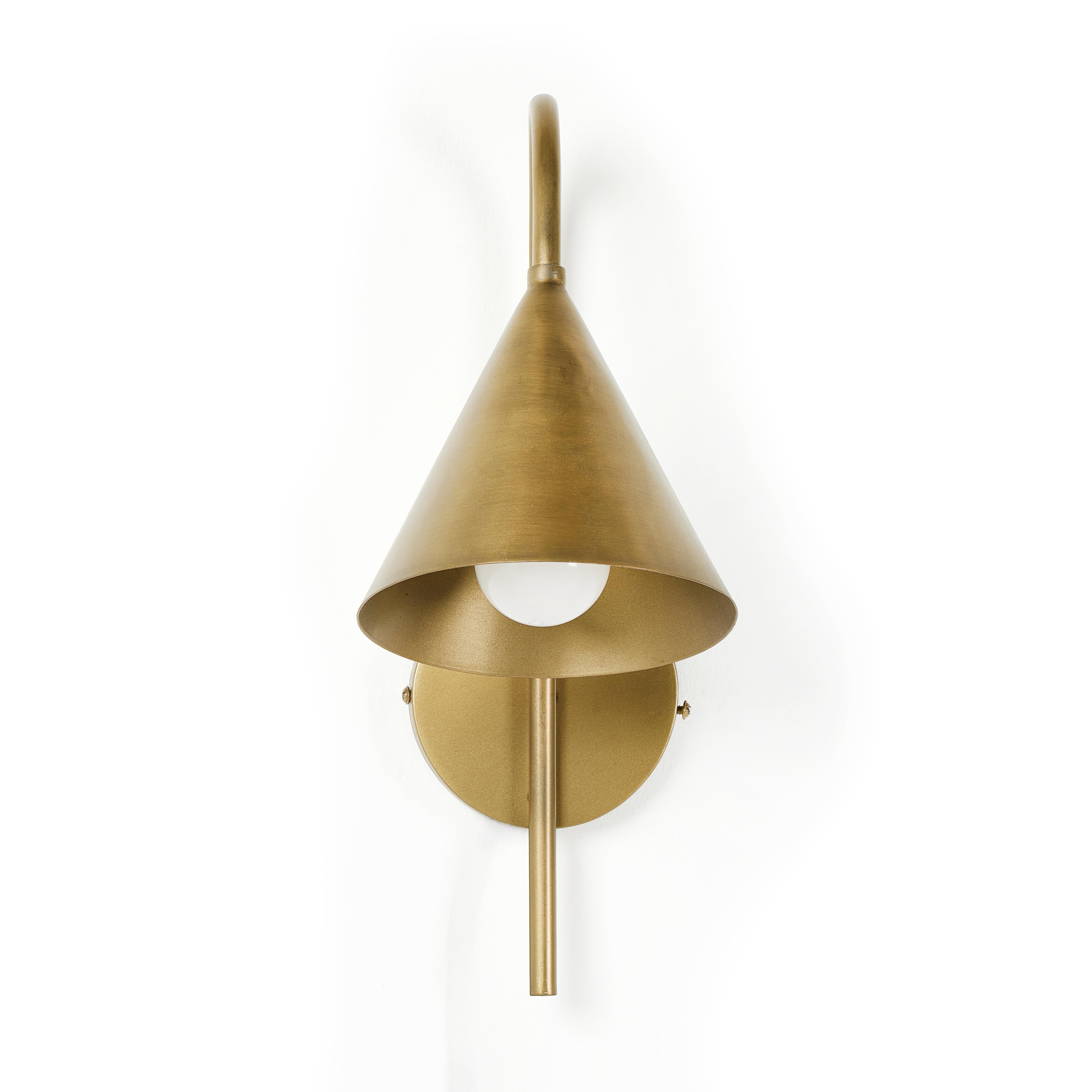 Vanna Sconce