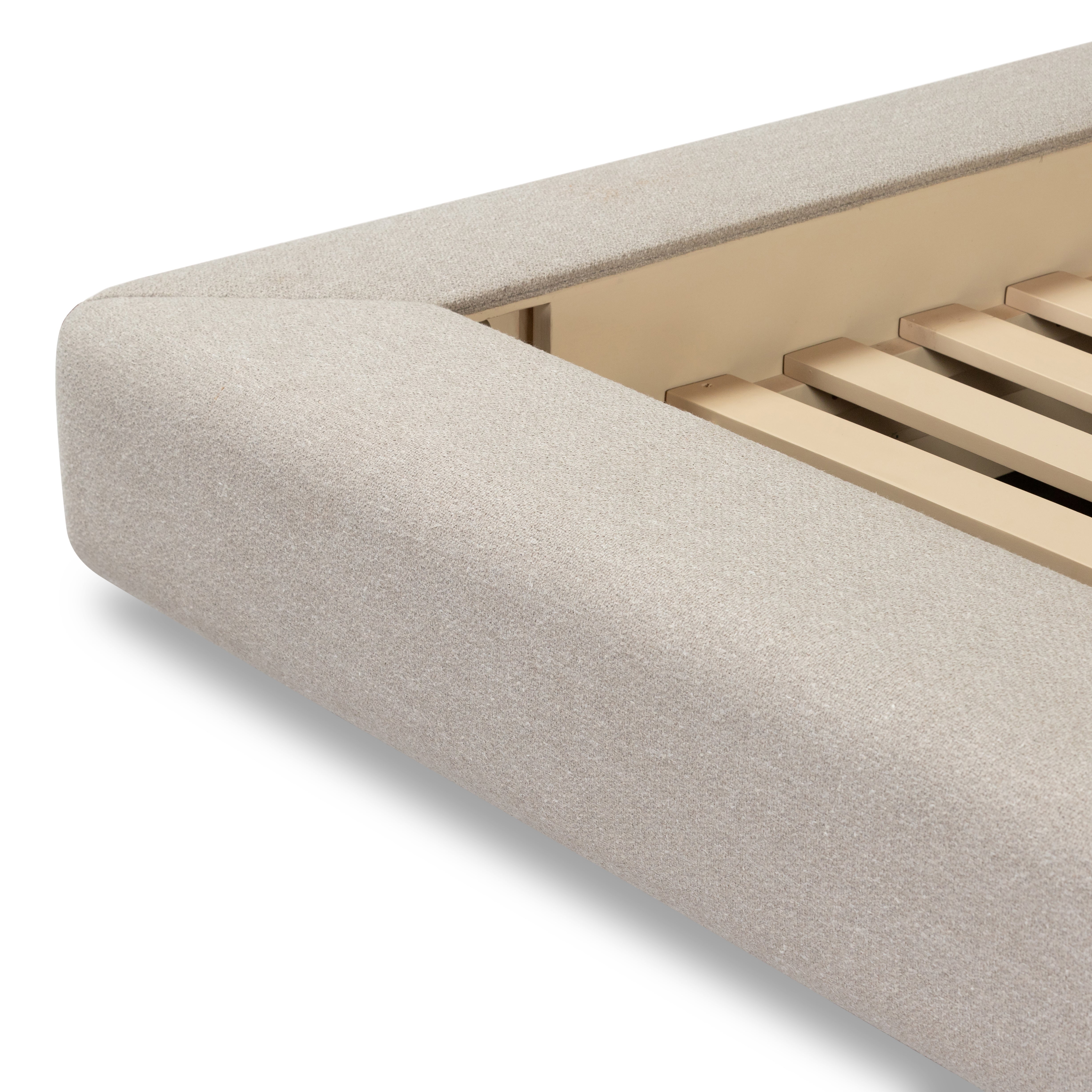 Kovina Bed