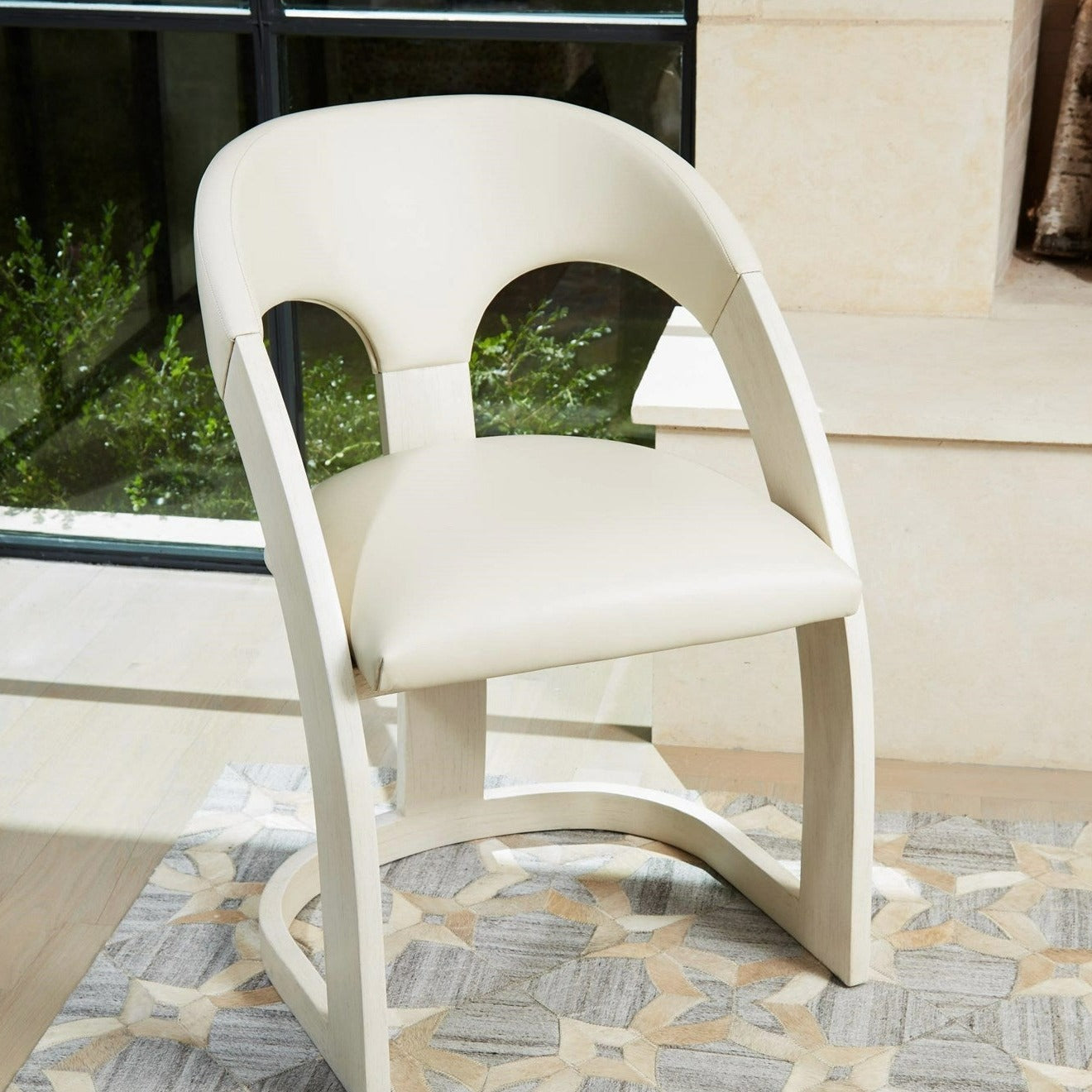Delia Chair