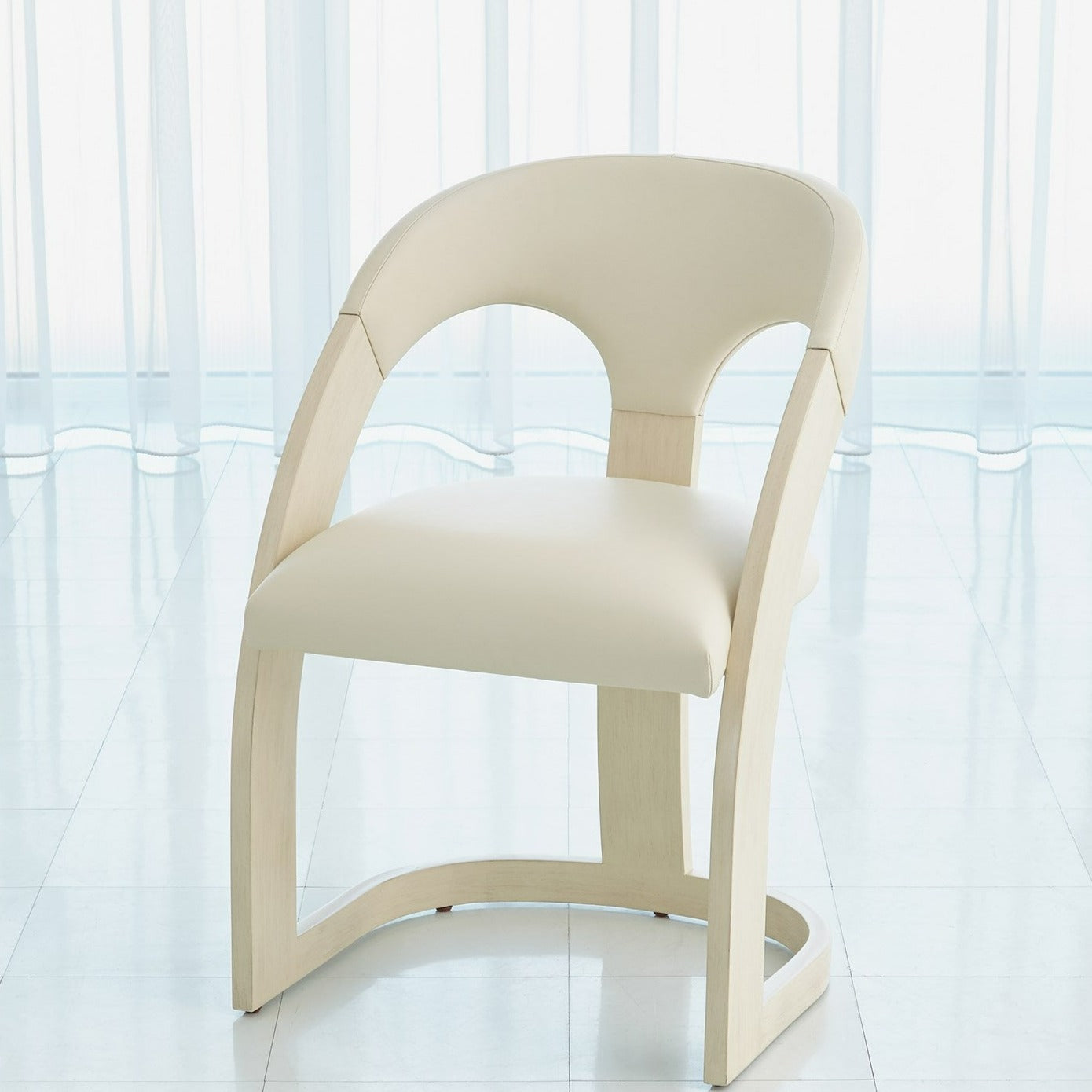 Delia Chair