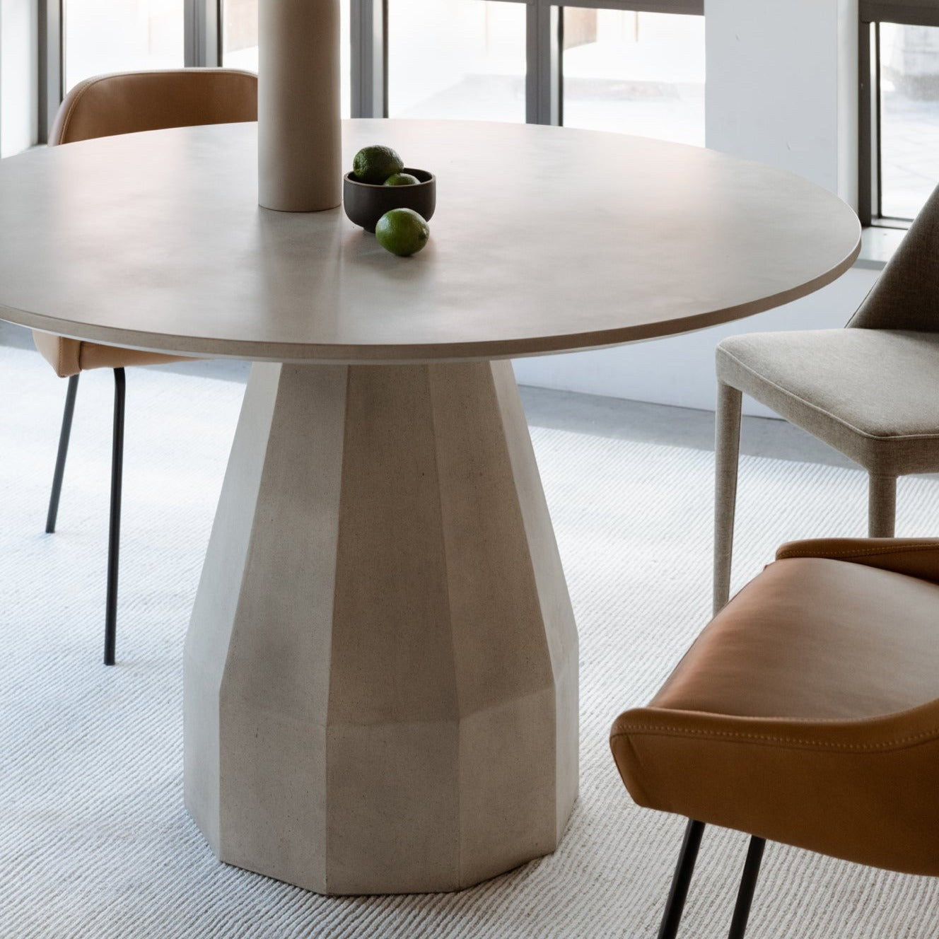 Templo Dining Table