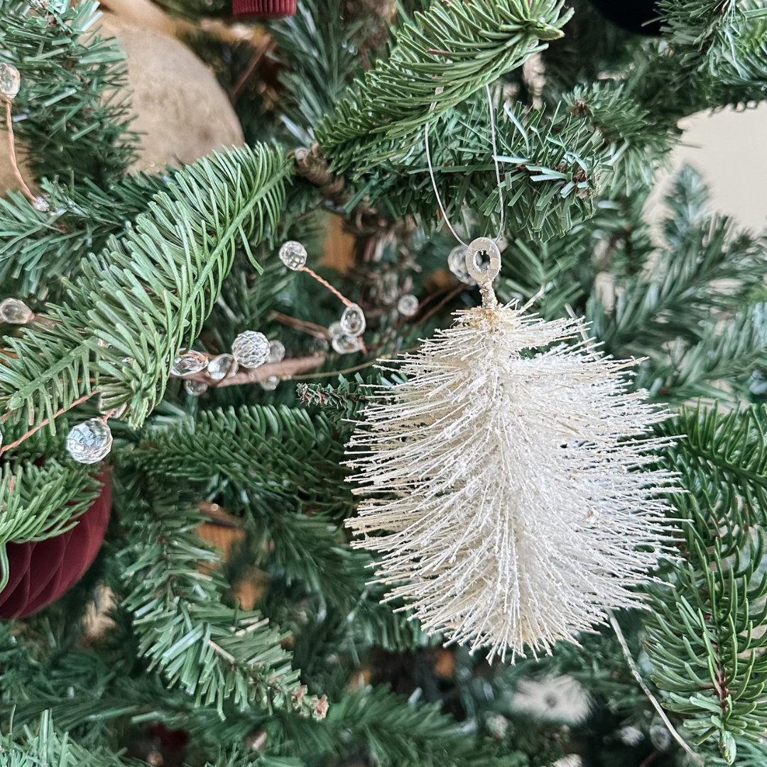 Snowy Brush Pine Ball - White